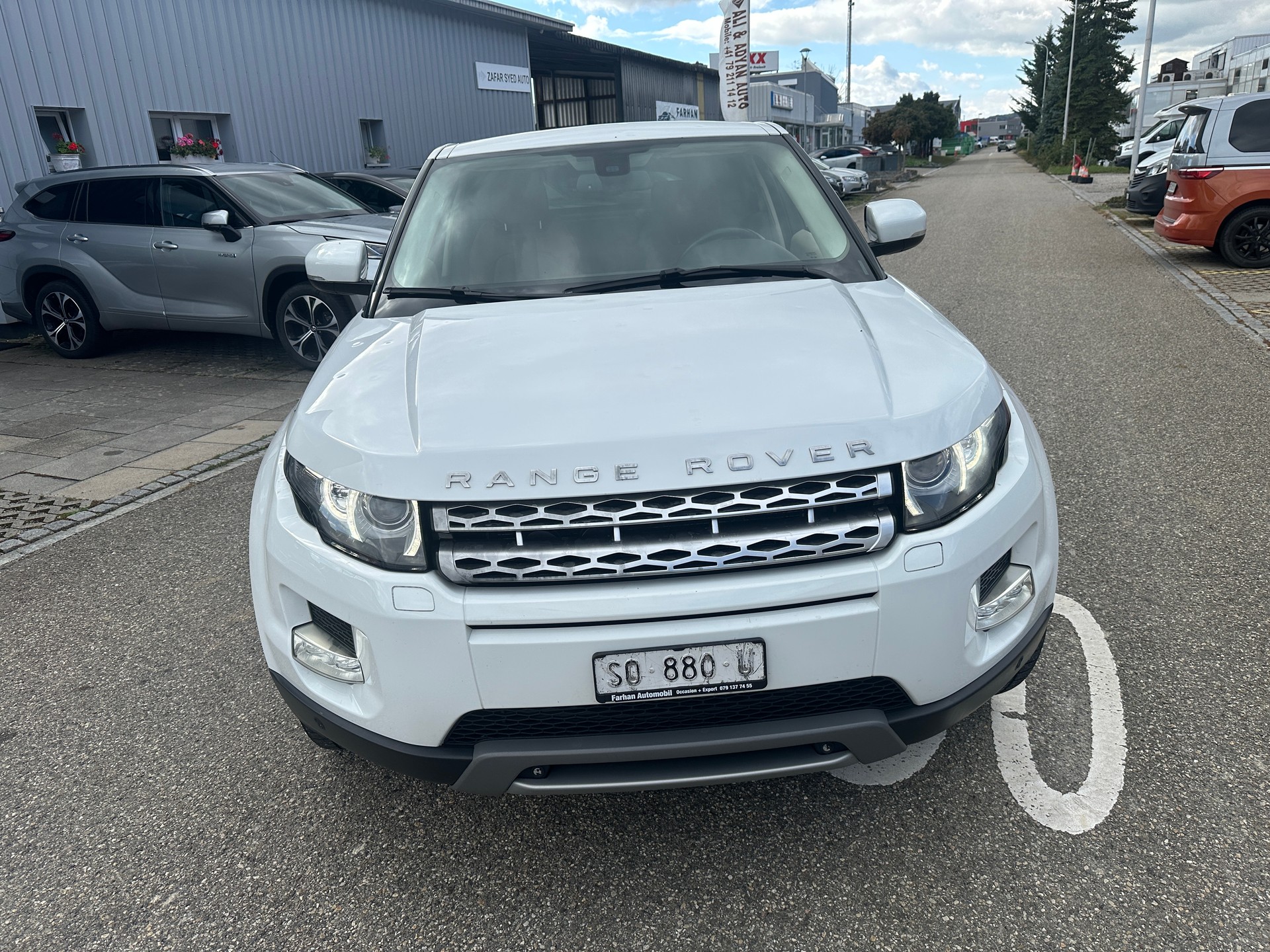 LAND ROVER Range Rover Evoque 2.2 SD4 Prestige AT6-image-2
