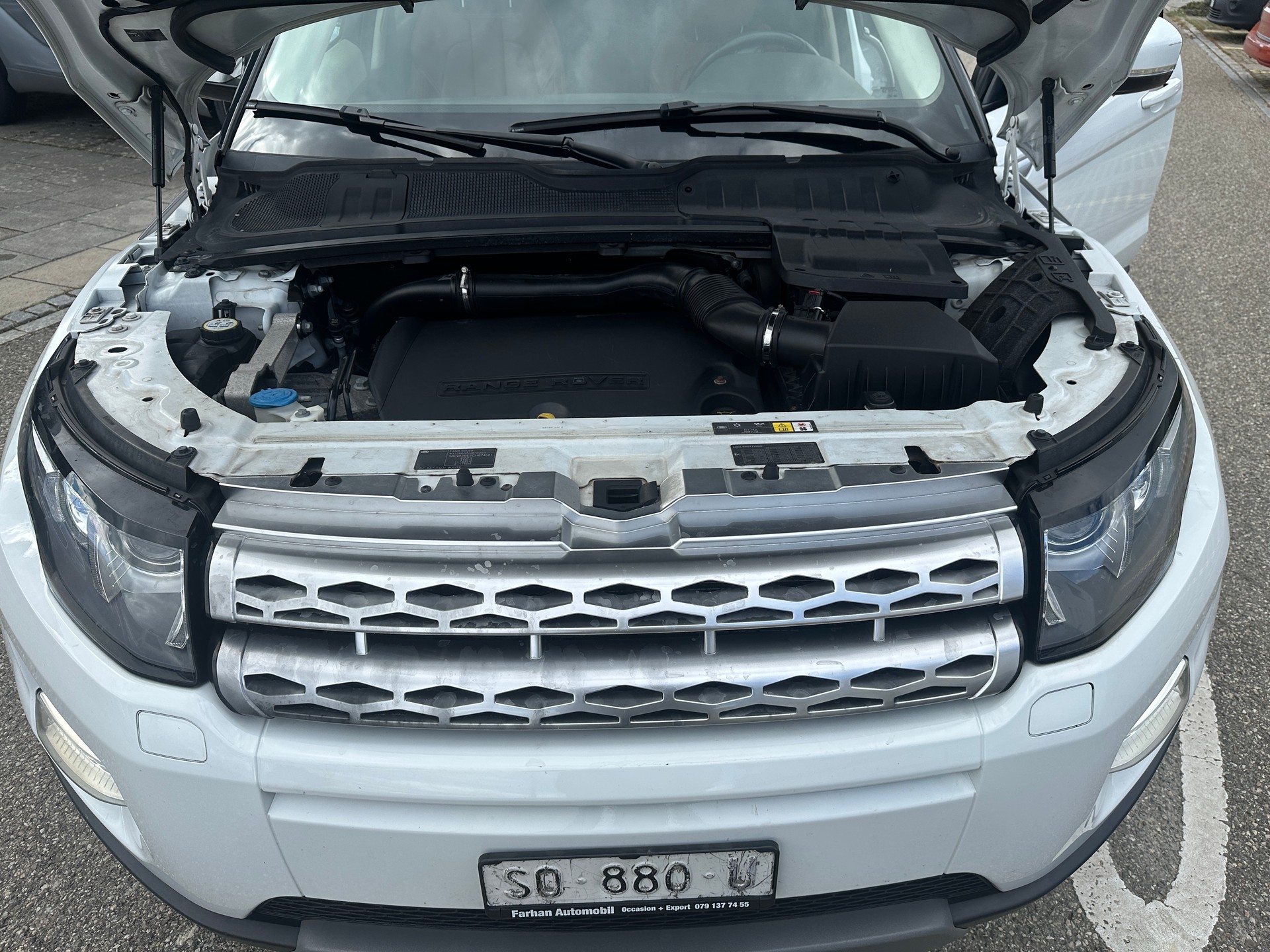 LAND ROVER Range Rover Evoque 2.2 SD4 Prestige AT6-image-10