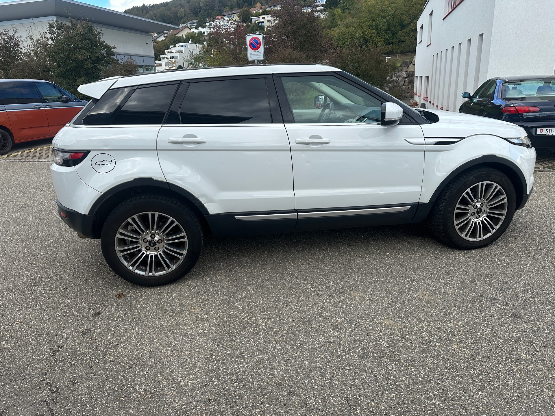 LAND ROVER Range Rover Evoque 2.2 SD4 Prestige AT6-image-5