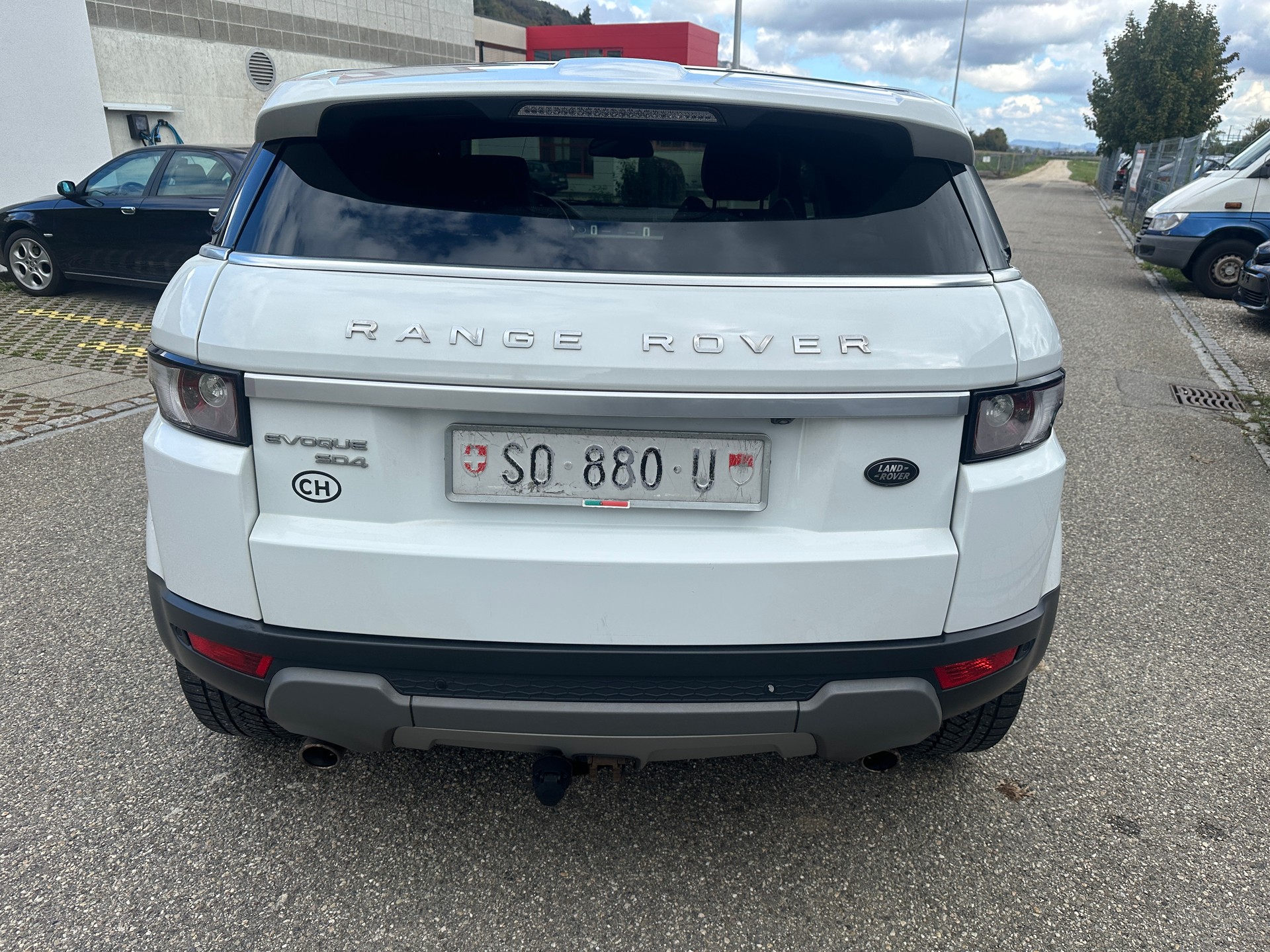 LAND ROVER Range Rover Evoque 2.2 SD4 Prestige AT6-image-3