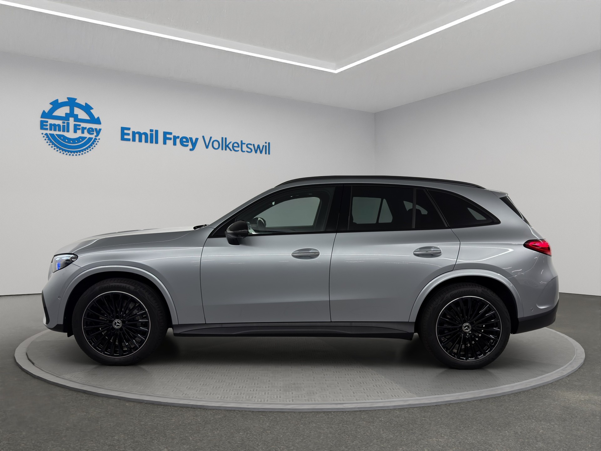 MERCEDES-BENZ GLC-Klasse GLC 220 d AMG Line 4matic-image-1