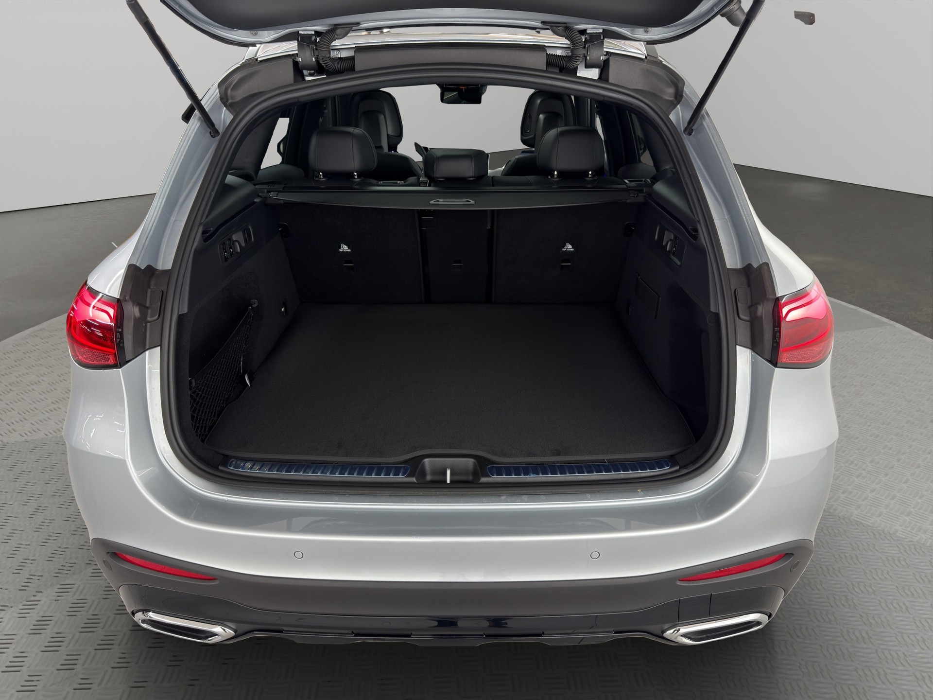 MERCEDES-BENZ GLC-Klasse GLC 220 d AMG Line 4matic-image-6