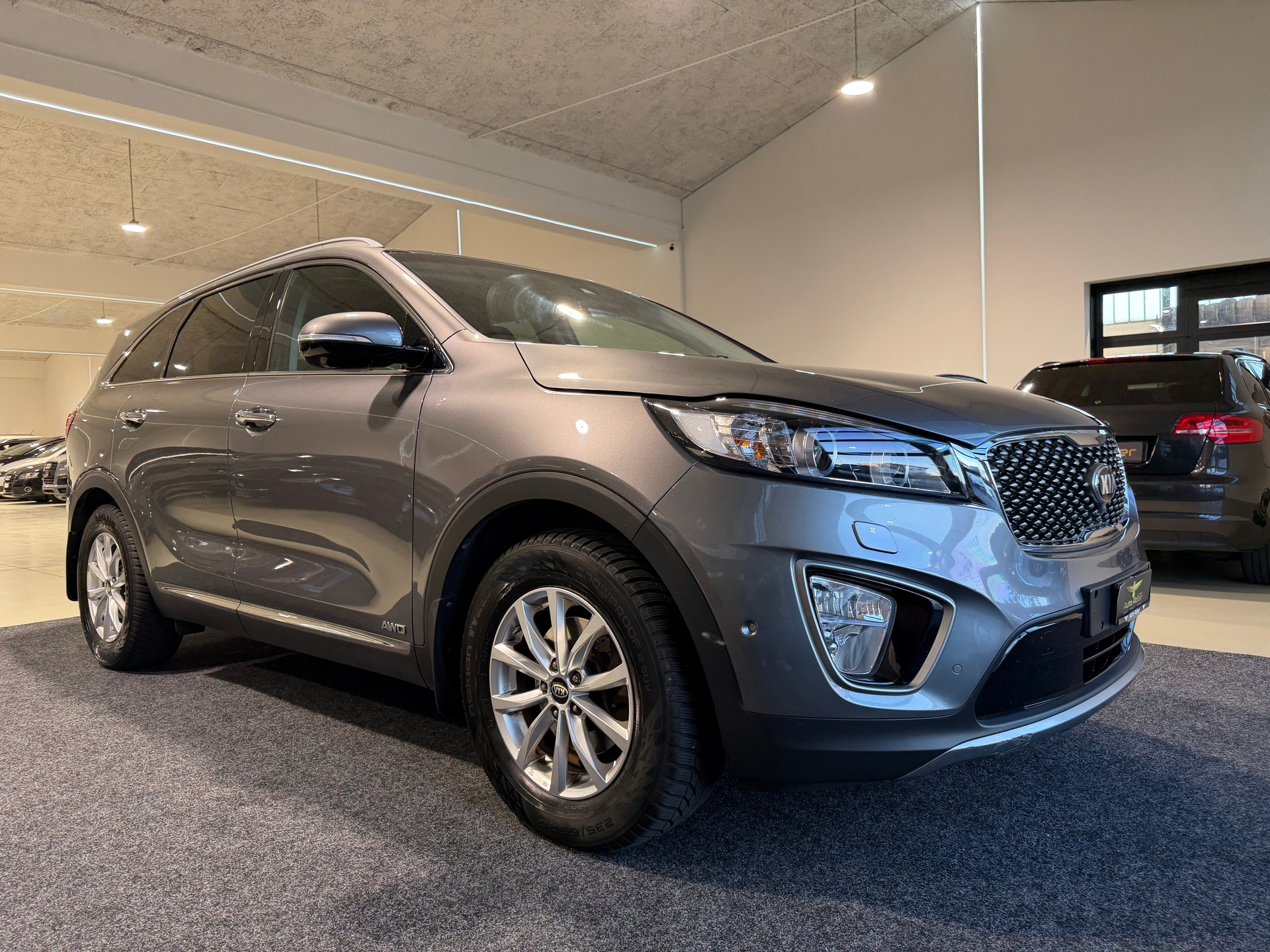 KIA Sorento 2.2 CRDI Style 7P. Automatic-image-4