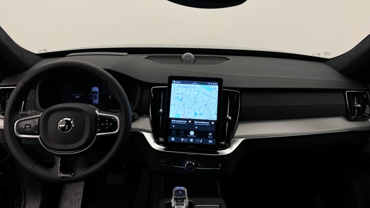 VOLVO XC90 T8 AWD PluginHybrid Black Edition Geartronic-image-5