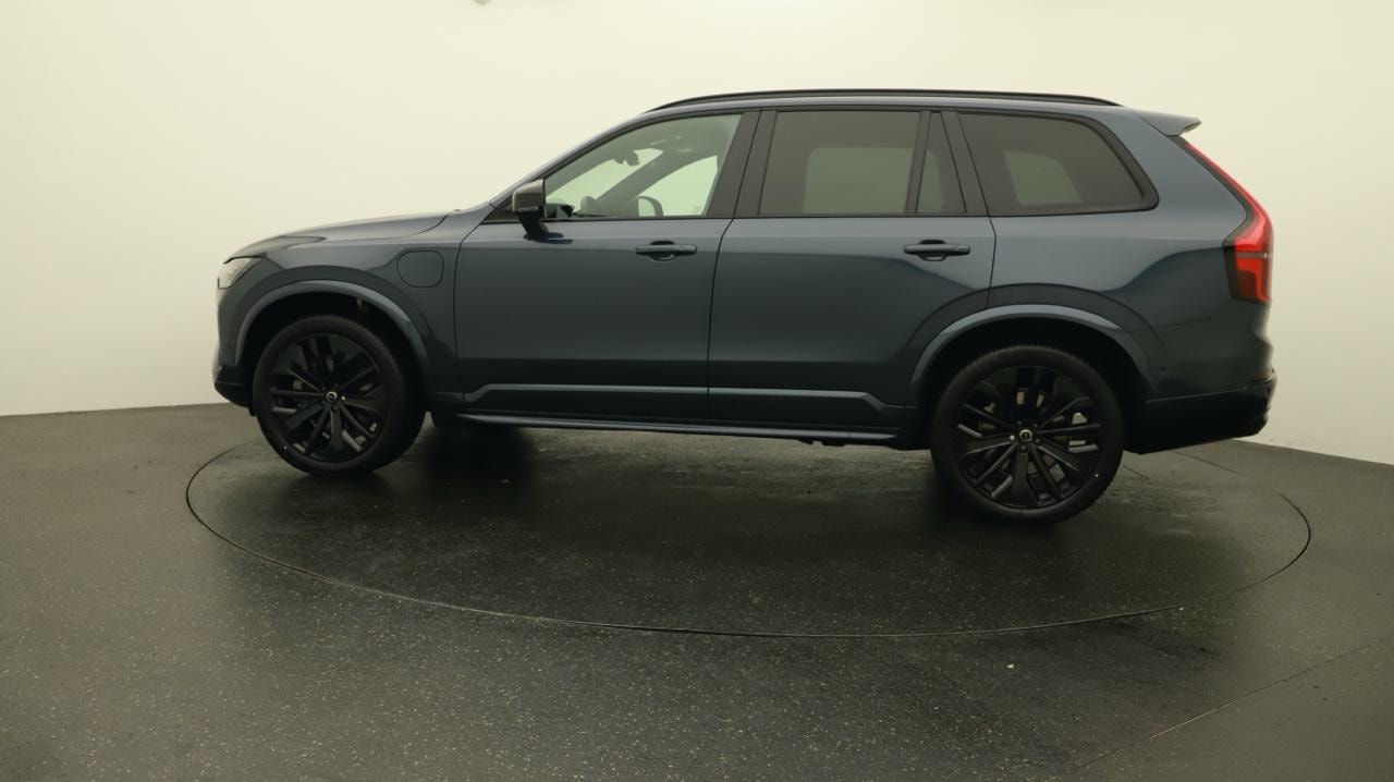 VOLVO XC90 T8 AWD PluginHybrid Black Edition Geartronic-showroom-element-1