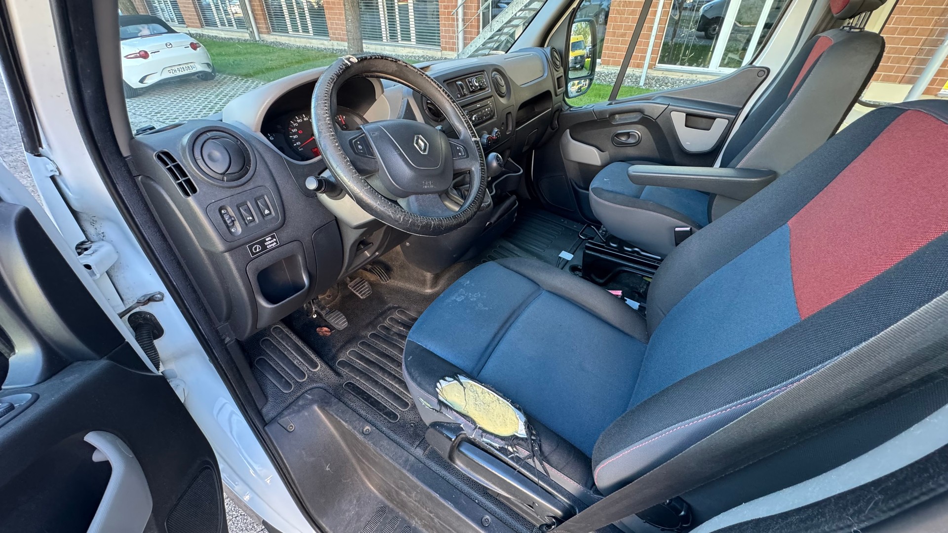 RENAULT Diesel 2.3 dCi mit 22 Plätze-image-7