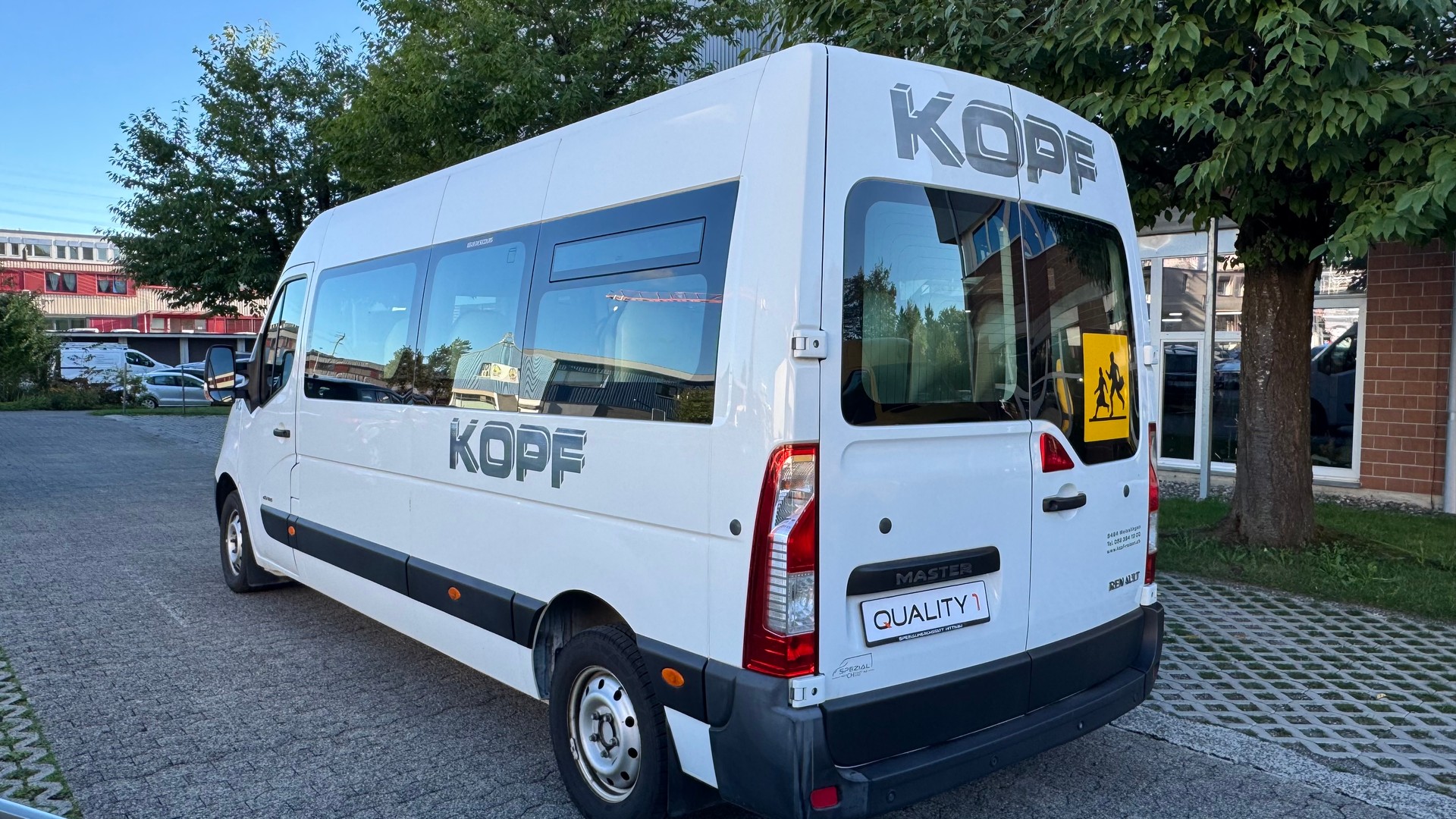 RENAULT Diesel 2.3 dCi mit 22 Plätze-image-4