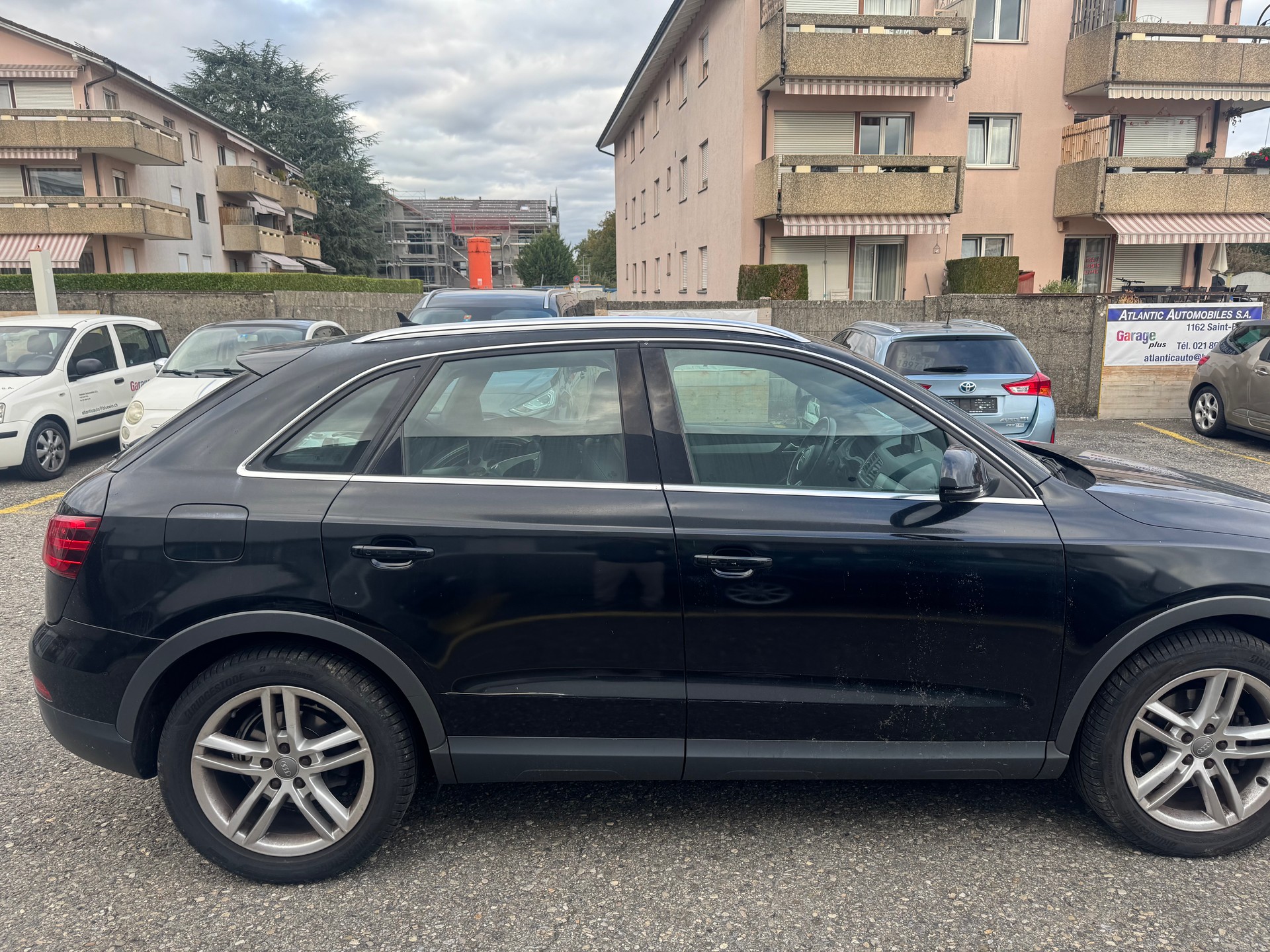 AUDI Q3 2.0 TDI quattro S-tronic sline-image-2
