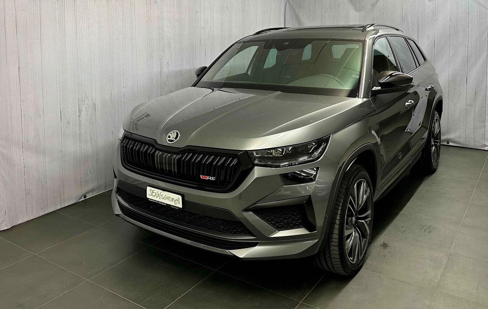 SKODA 2.0 TSI RS DSG-image-0