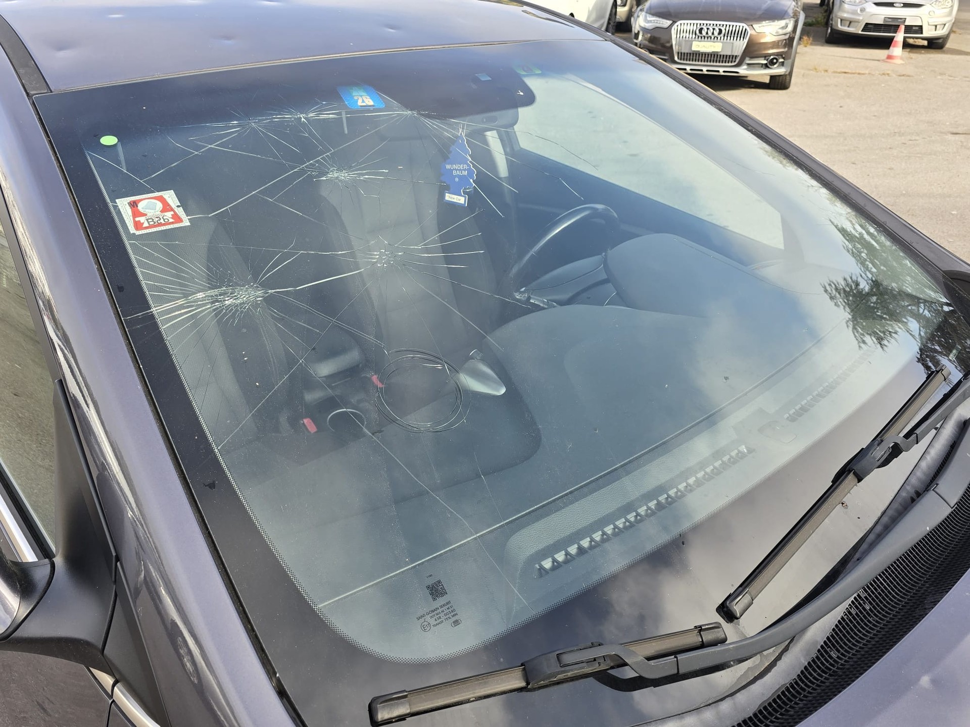 HYUNDAI i30 1.6 CRDi Vertex Automatic DCT-image-15