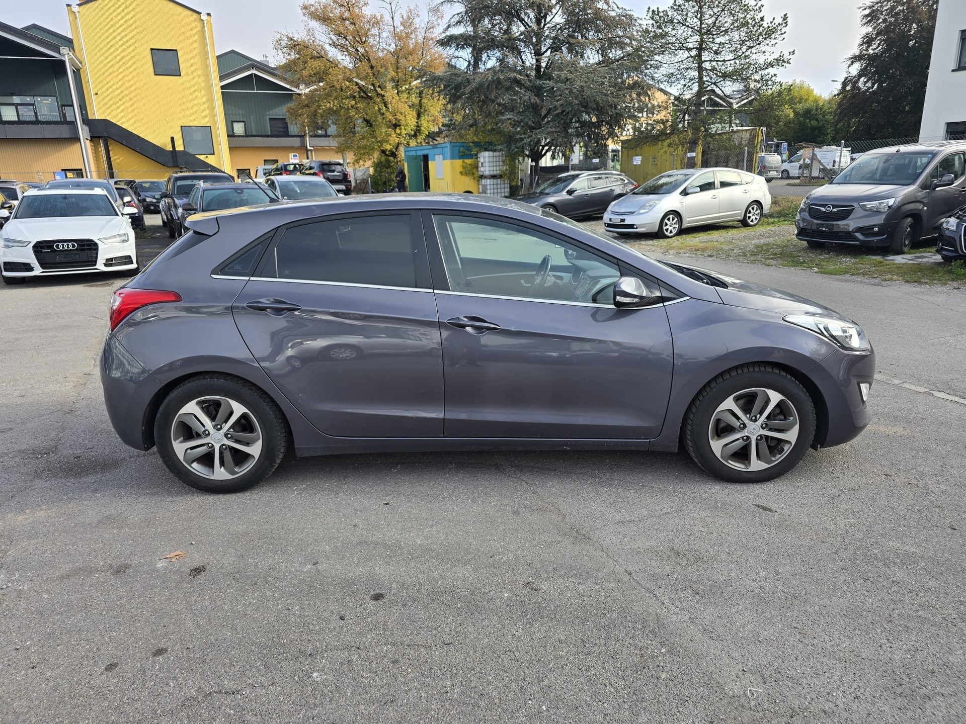 HYUNDAI i30 1.6 CRDi Vertex Automatic DCT-image-7