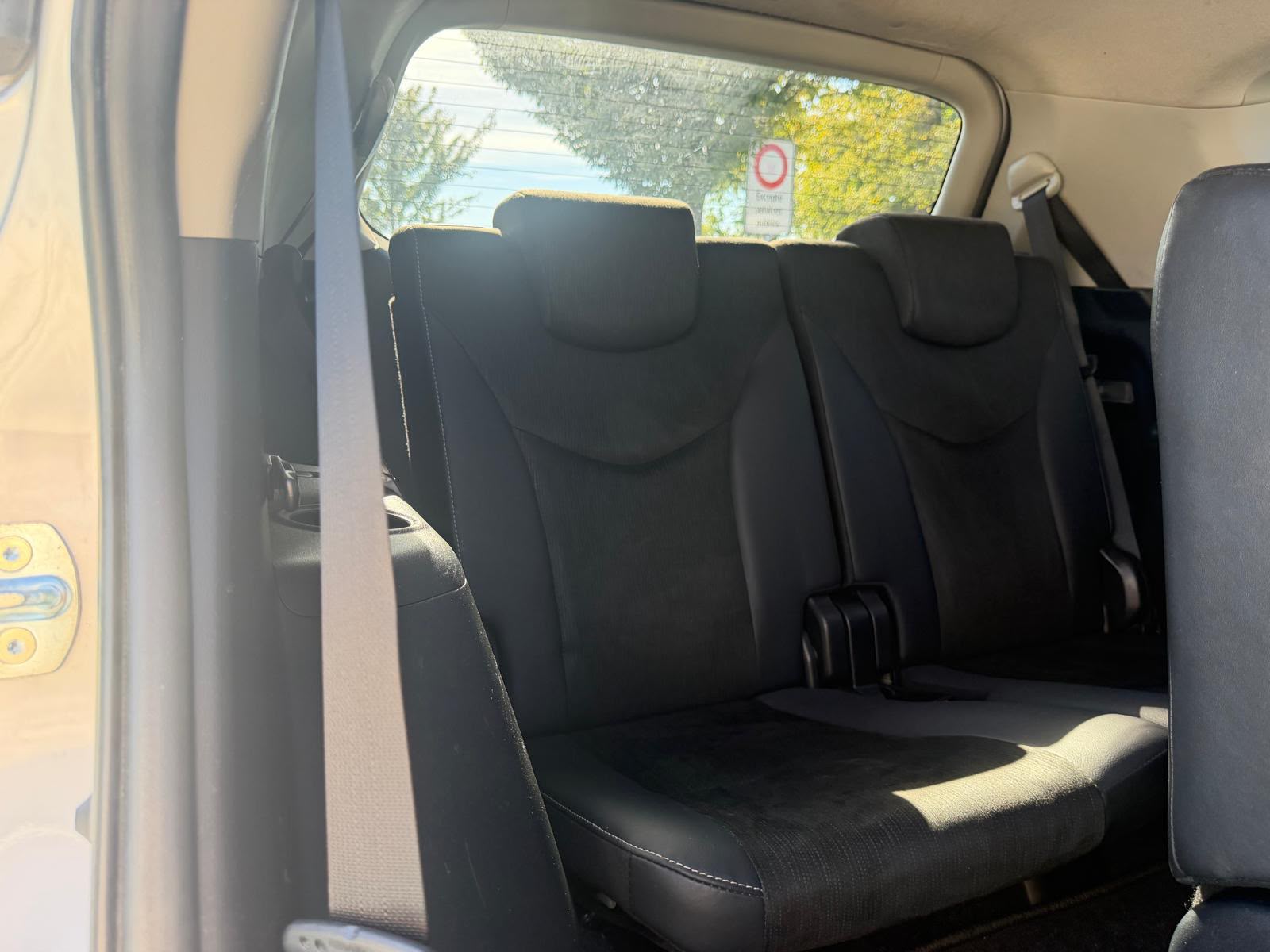 TOYOTA Prius+ 1.8 VVT-i HSD Premium-image-22