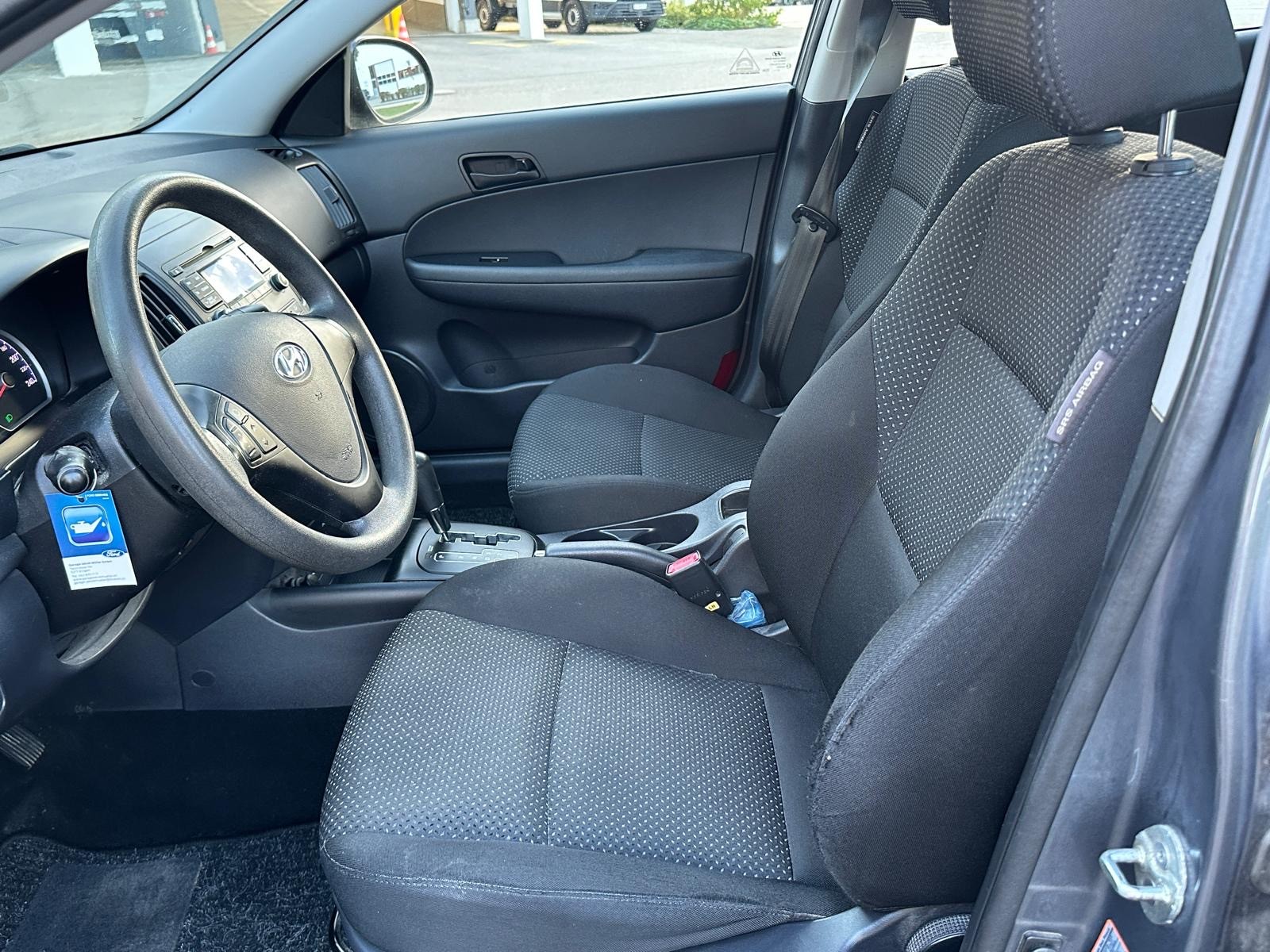 HYUNDAI i30 Wagon 1.6 Style Automatic-image-5