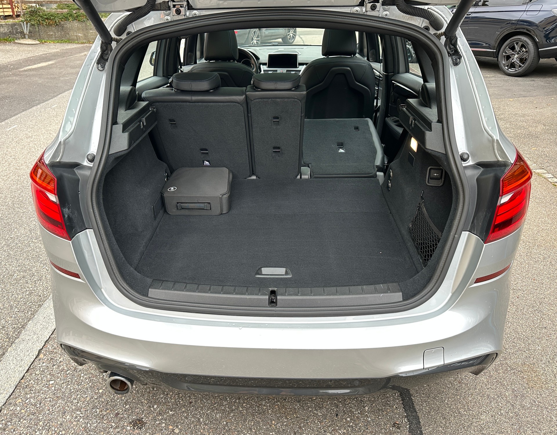 BMW 225xe iPerformance Active Tourer Steptronic M Sport-image-14