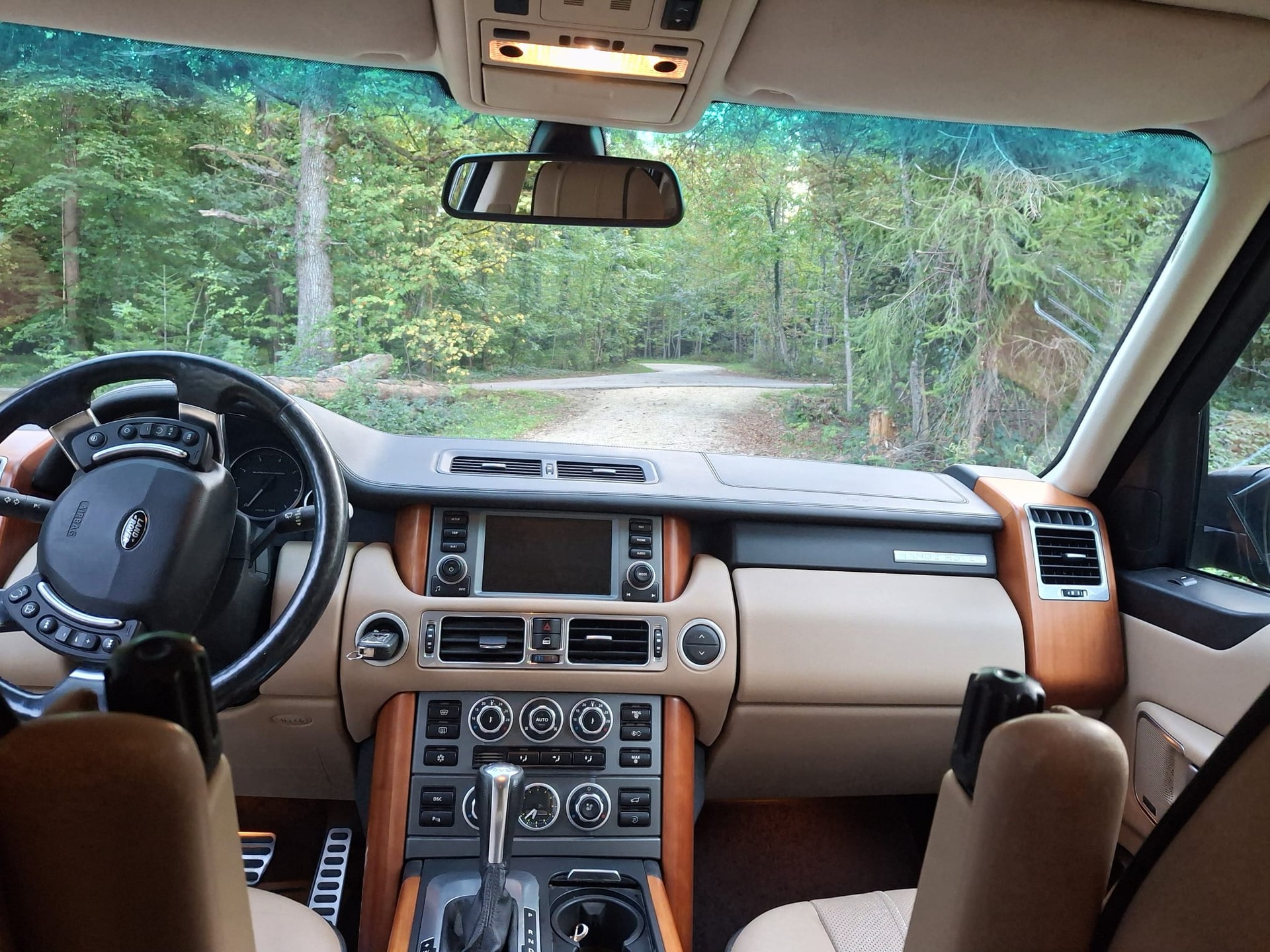 LAND ROVER 4.2 V8 SC Autobiography-image-5