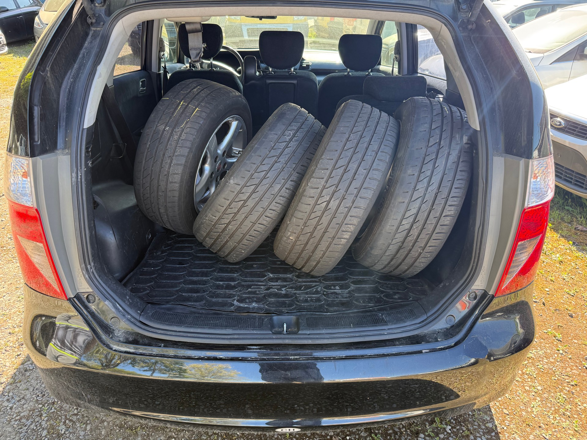 HONDA FR-V 2.0 Executive-image-9