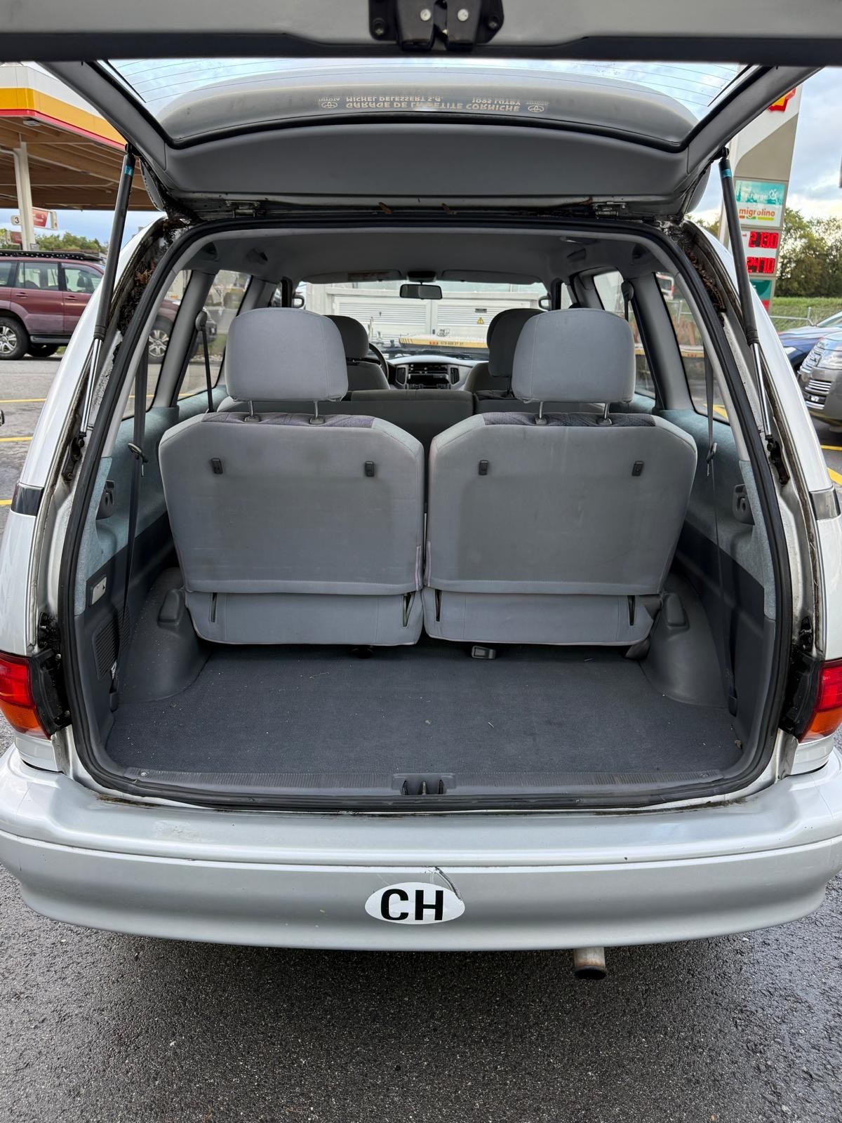 TOYOTA Previa XE 4x2-image-4