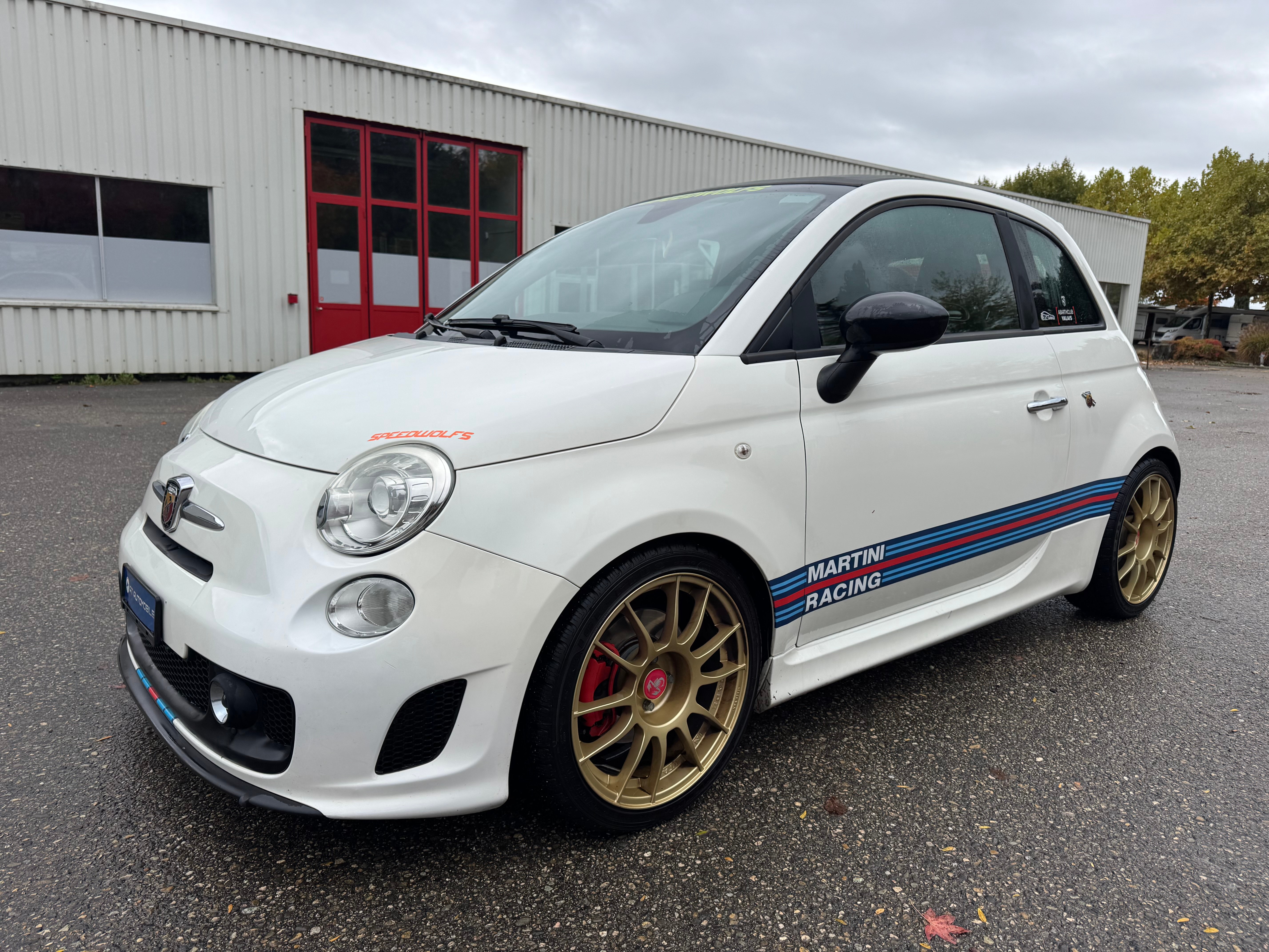 Car photo