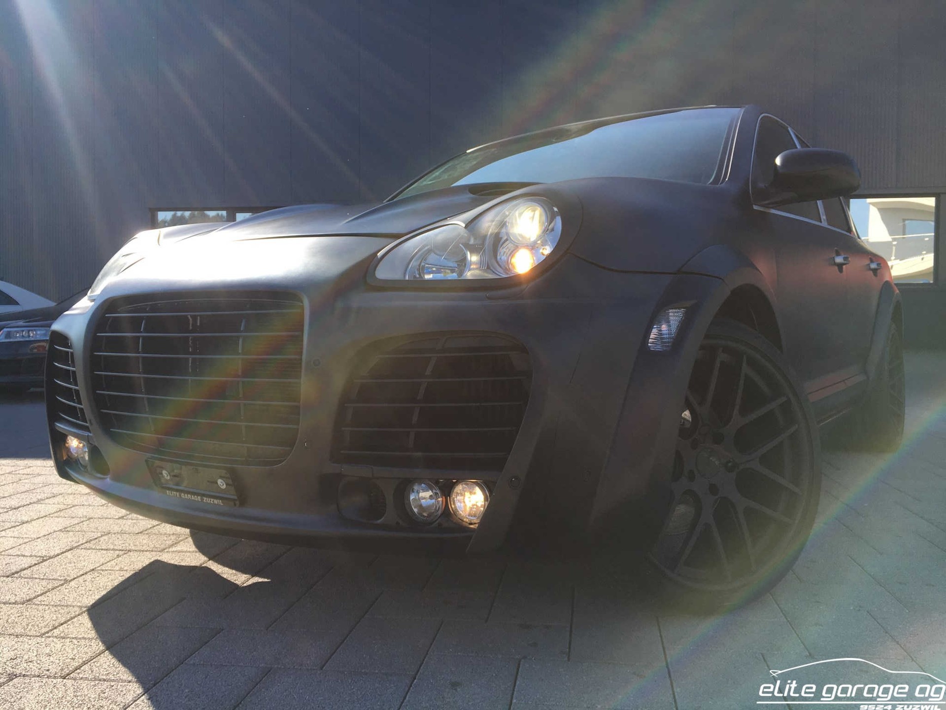 PORSCHE Cayenne Turbo S TECHART MAGNUM-image-3