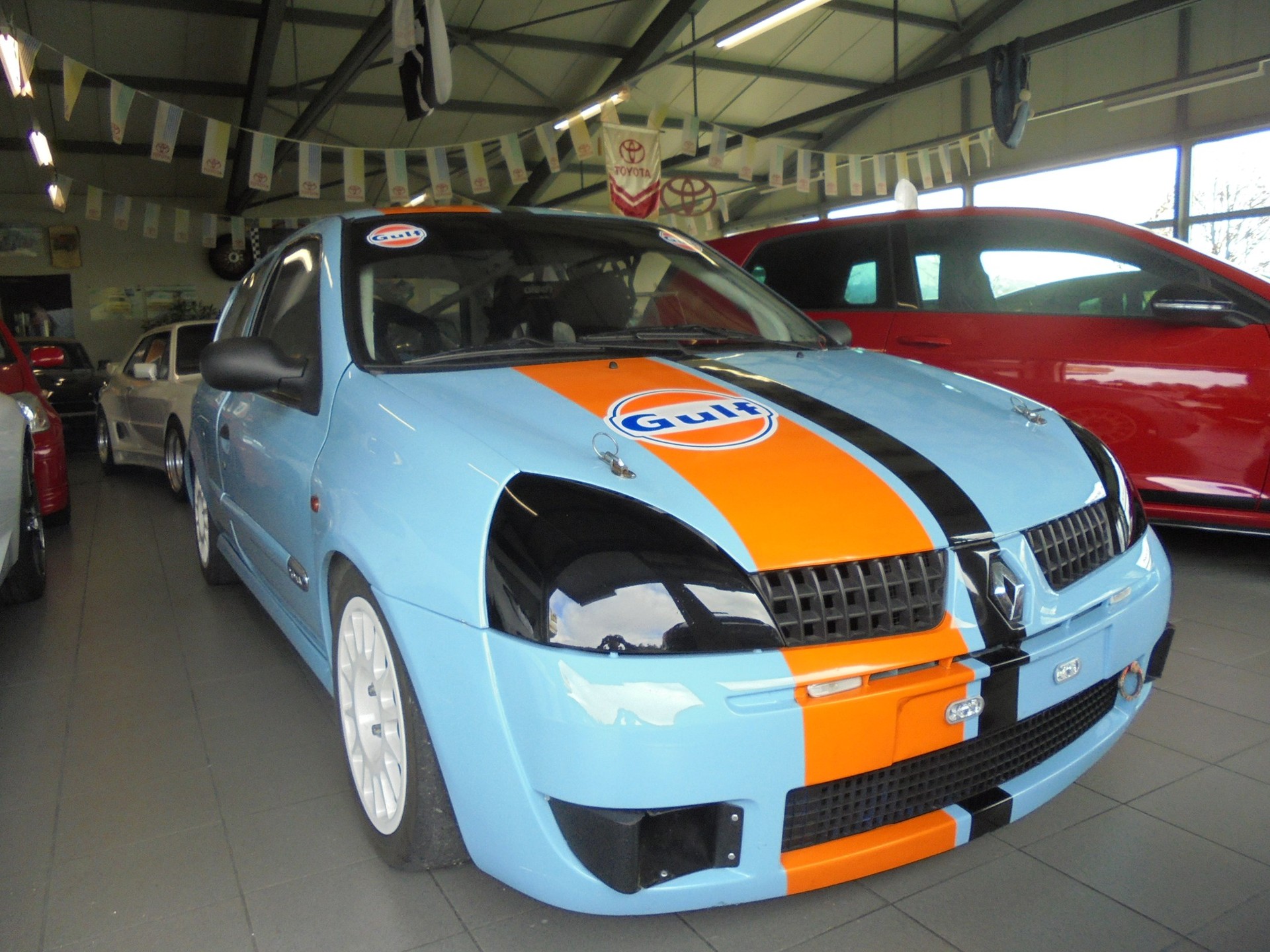 RENAULT CLIO Cup-image-0