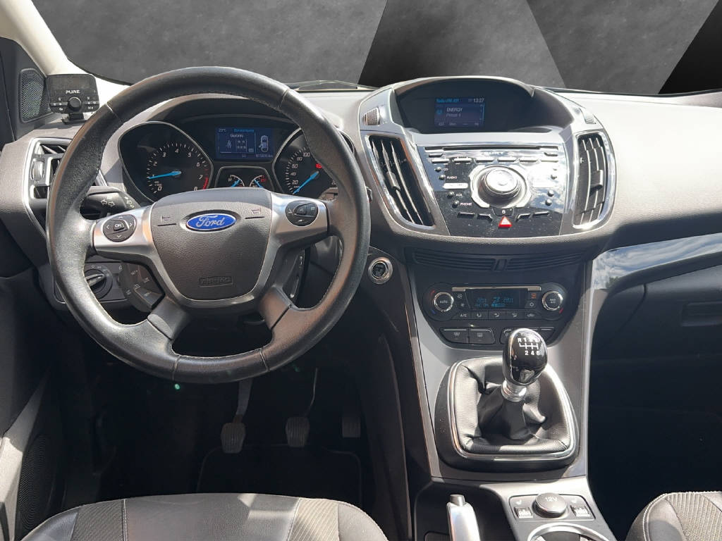 FORD Kuga 1.5 EcoB 150 Titanium S 2WD-image-11