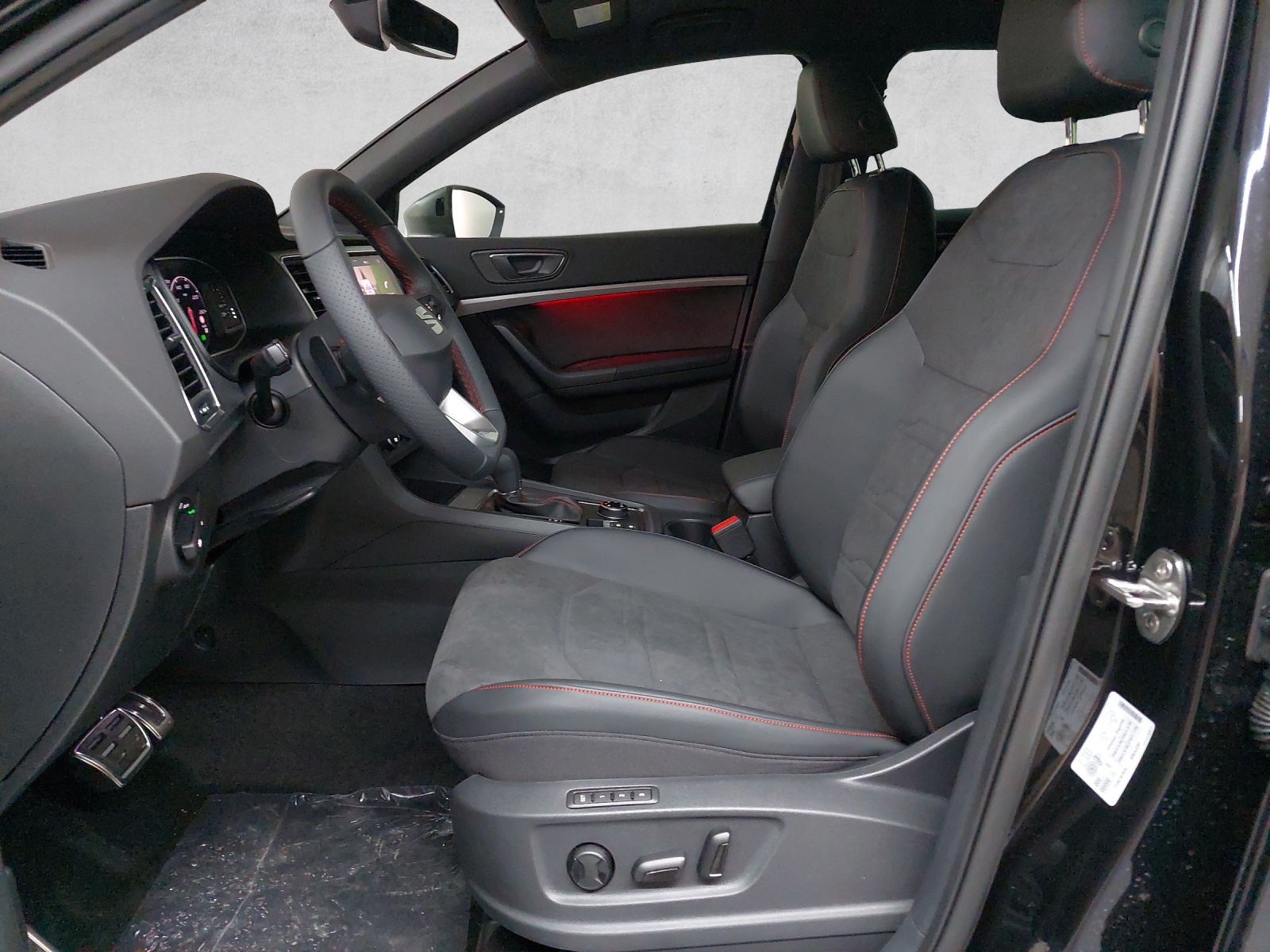 SEAT Ateca 2.0 TSI Hola FR 4Drive DSG-image-5