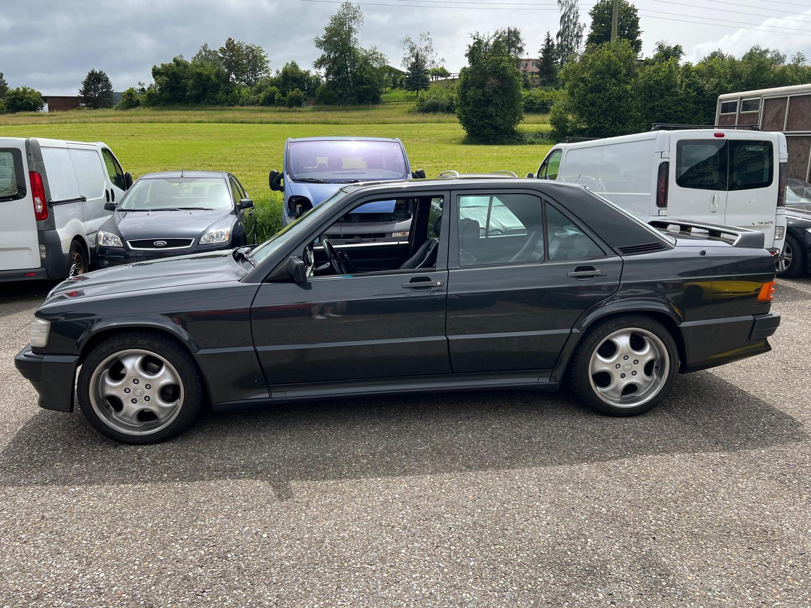 MERCEDES-BENZ 190 E 2.5-16 Automatic-image-6