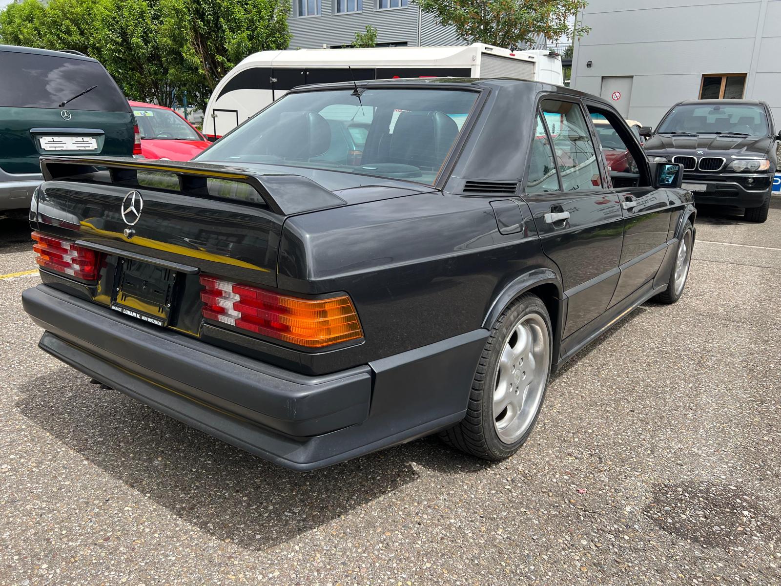 MERCEDES-BENZ 190 E 2.5-16 Automatic-image-4