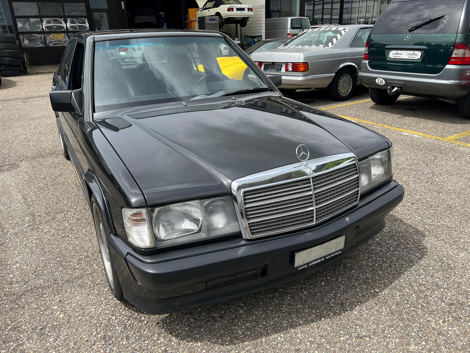 MERCEDES-BENZ 190 E 2.5-16 Automatic-image-1