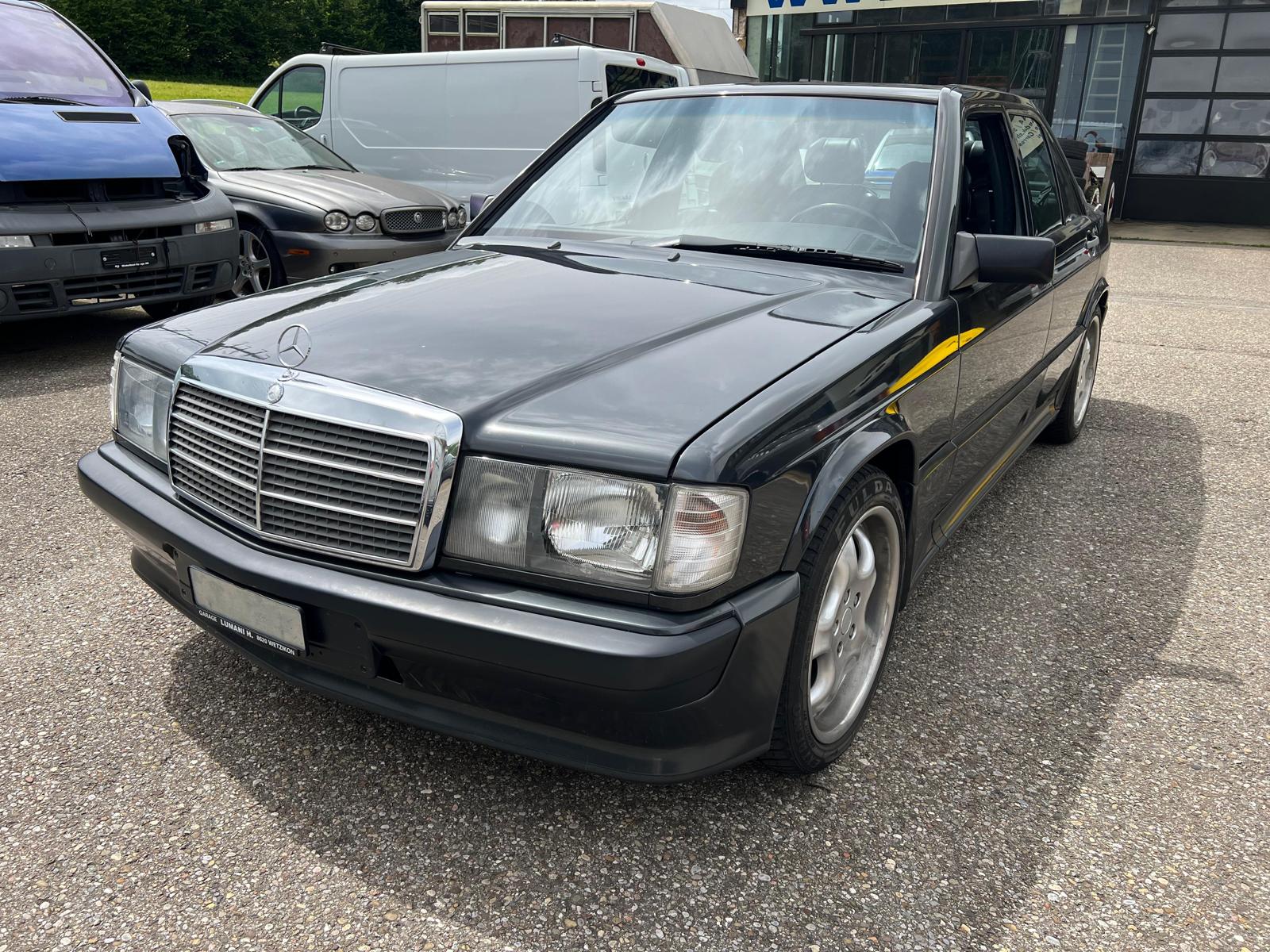 MERCEDES-BENZ 190 E 2.5-16 Automatic-image-0