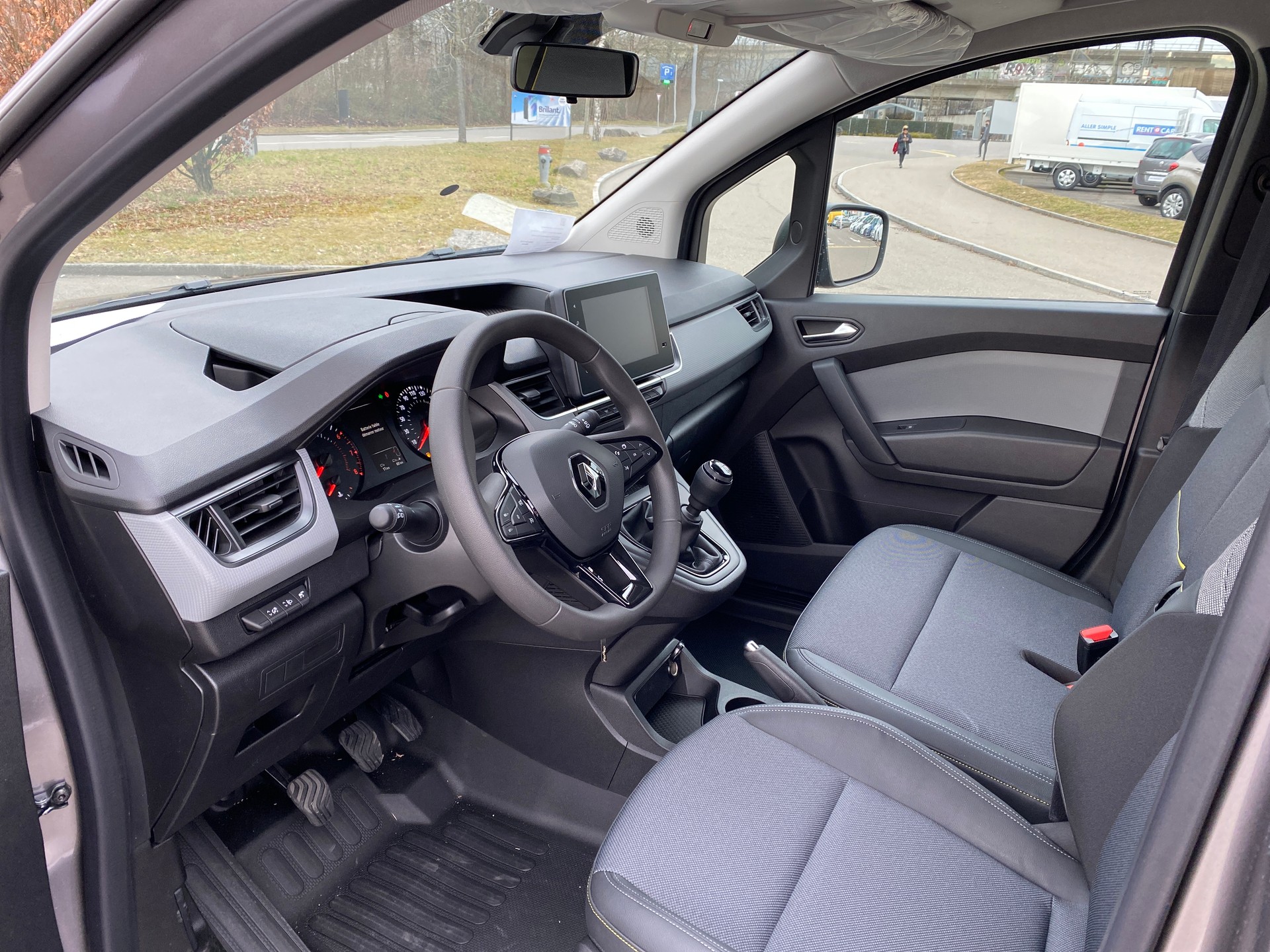 RENAULT Kangoo Van 1.3TCe Standard L2 130 PF Advance-image-5