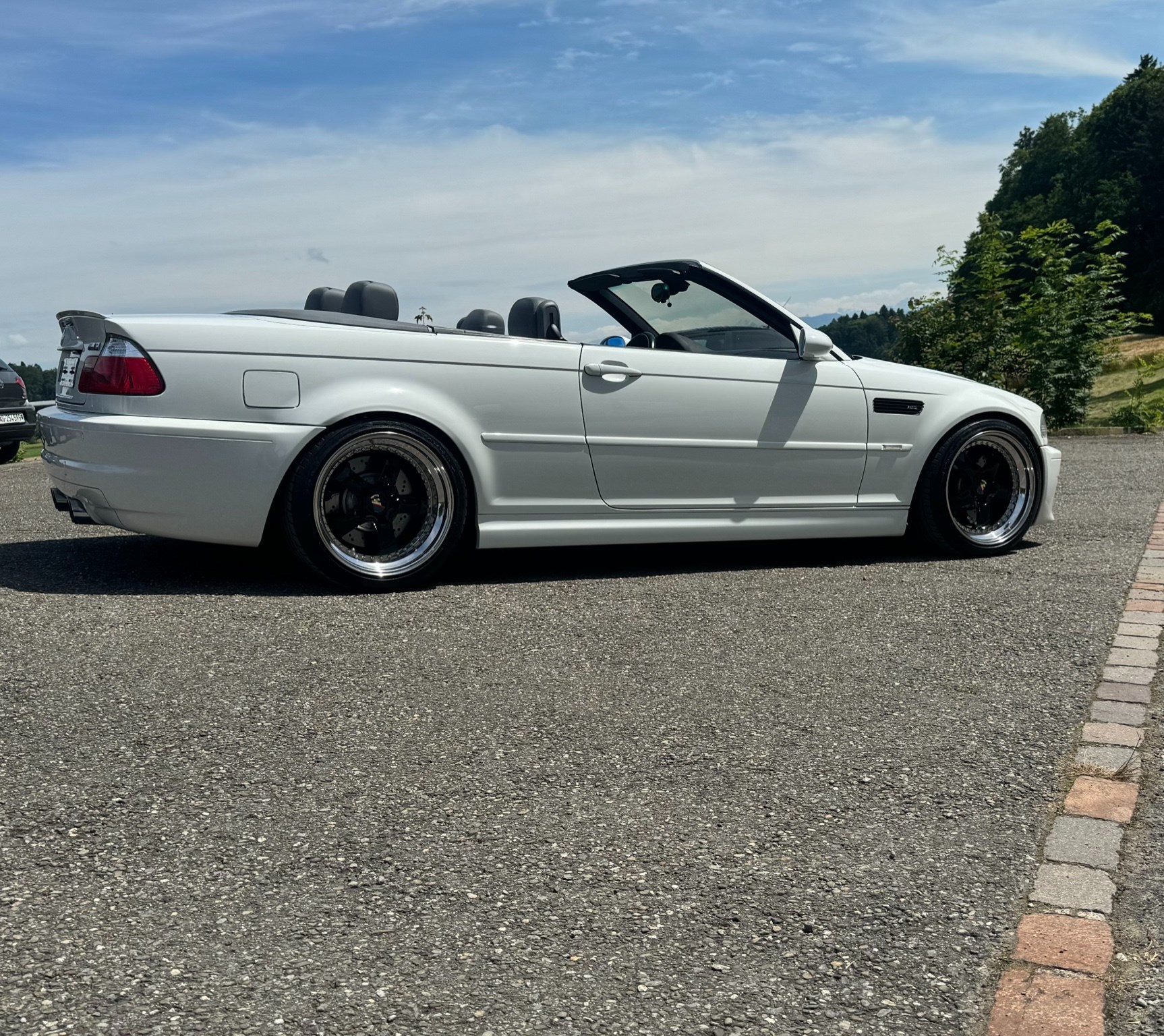 BMW M3 Cabriolet-image-7