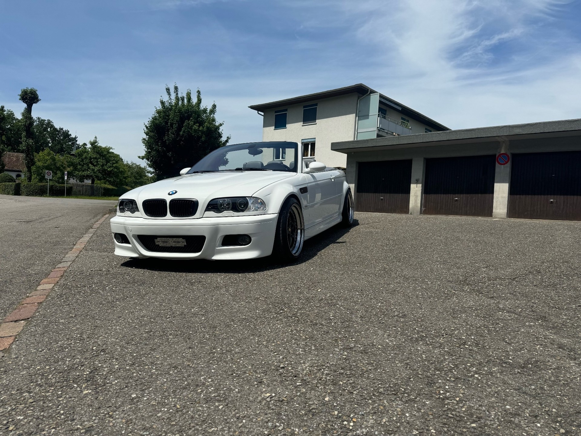 BMW M3 Cabriolet-image-3