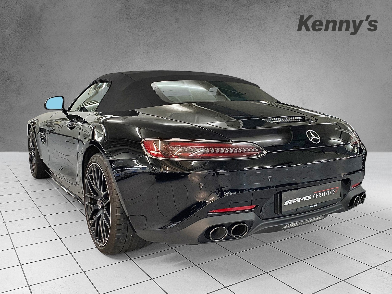 MERCEDES-BENZ AMG GT Roadster-showroom-element-3