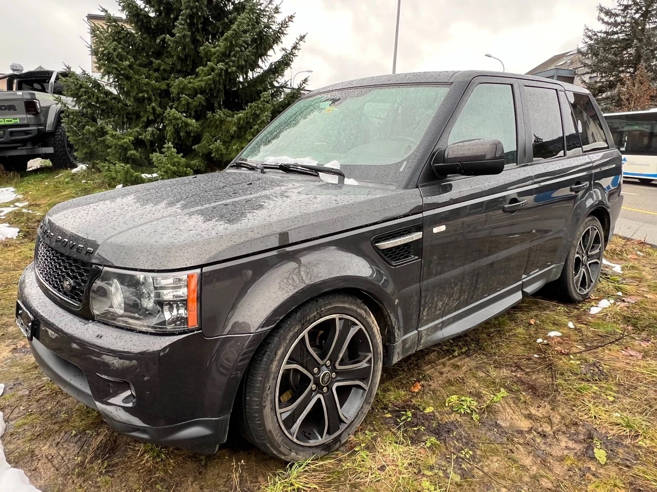 LAND ROVER Range Rover Sport 3.0 TDV6 HSE Automatic-image-0