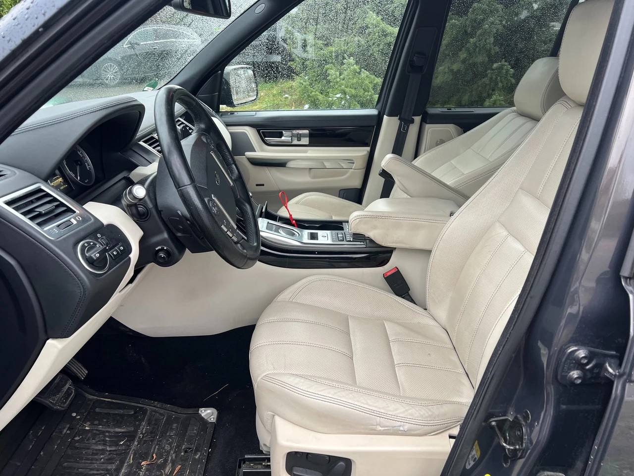 LAND ROVER Range Rover Sport 3.0 TDV6 HSE Automatic-image-6