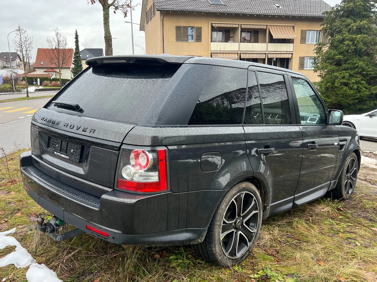 LAND ROVER Range Rover Sport 3.0 TDV6 HSE Automatic-image-3