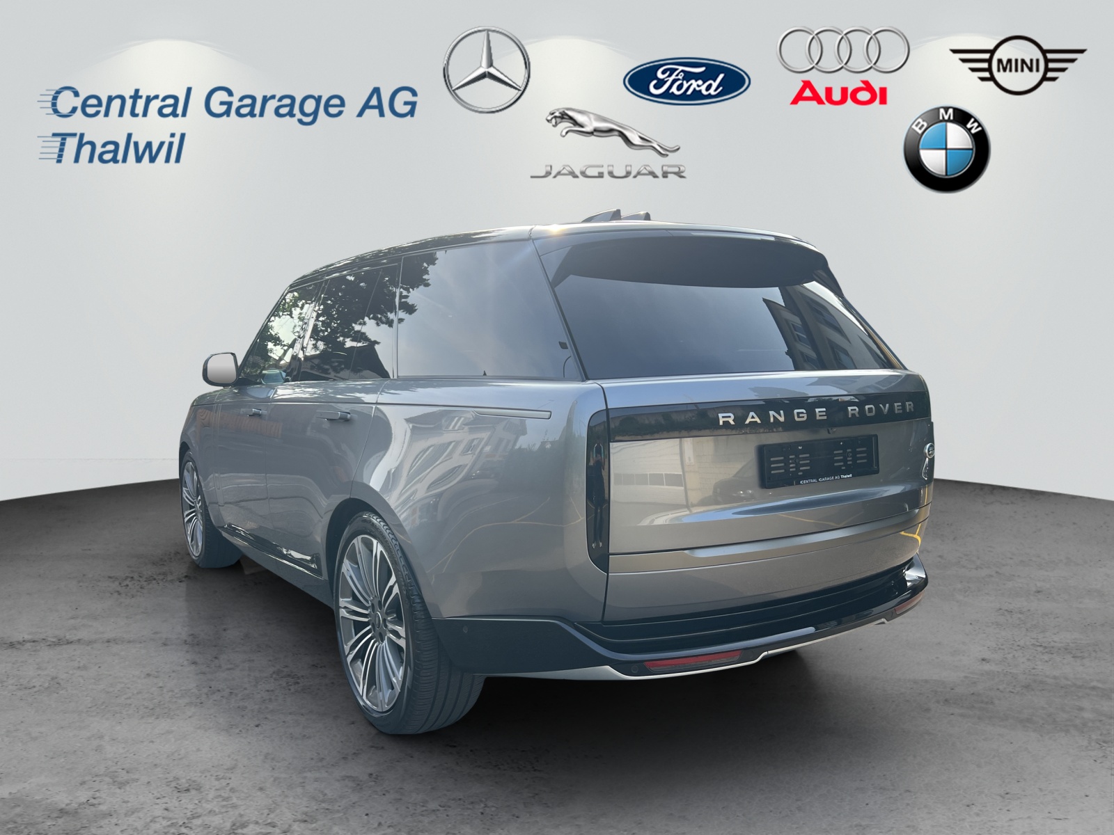 LAND ROVER Range Rover P530 4.4 V8 SE Automatic-image-3