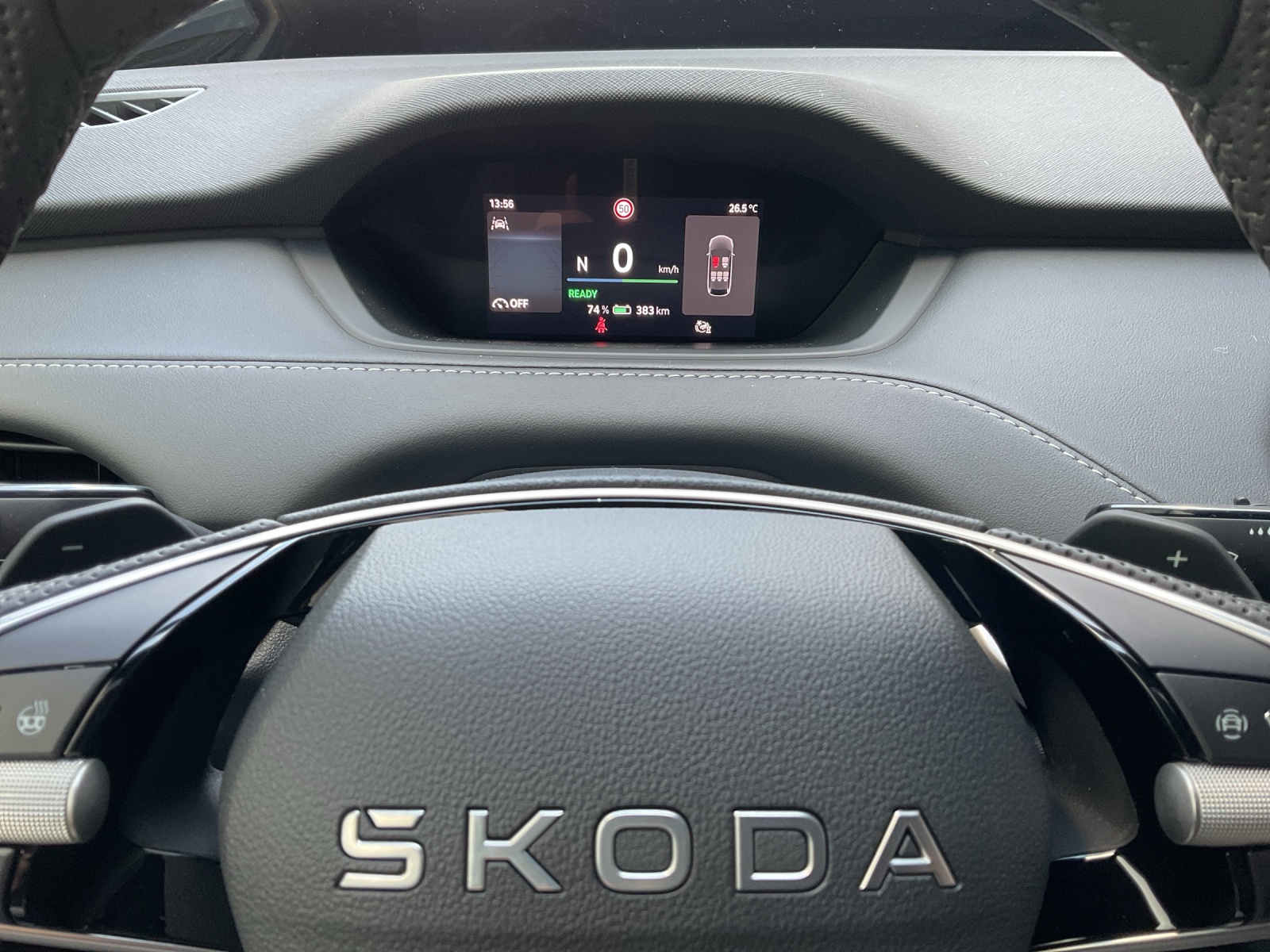 SKODA Enyaq Coupé RS 4x4-image-8