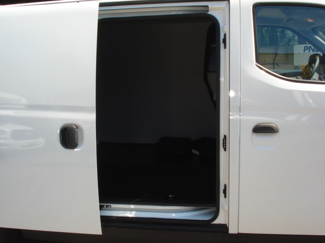 MAXUS eDELIVER 3 Kastenaufbau L2H1 52kWh-image-5