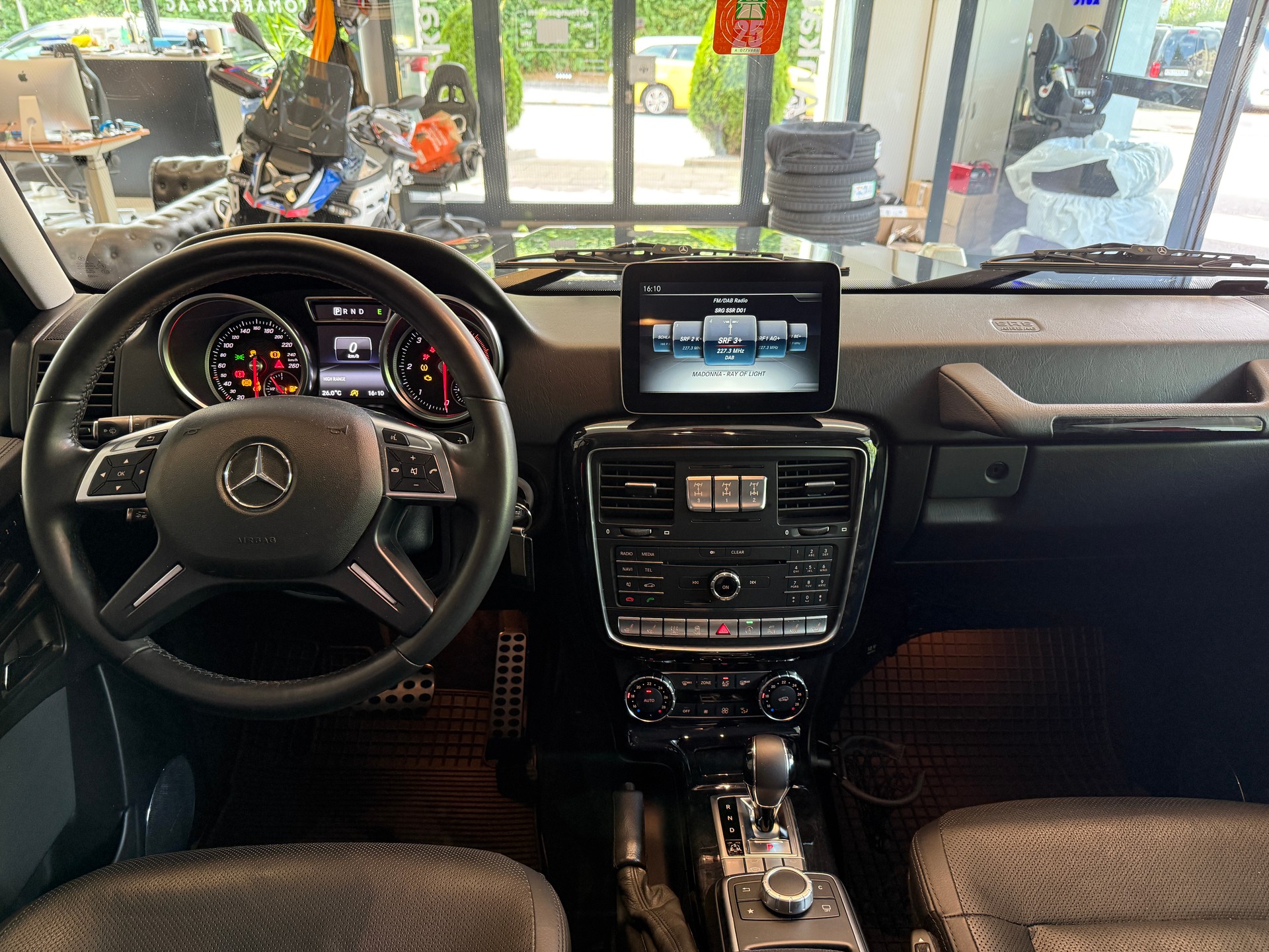 MERCEDES-BENZ G 350 d lang Wagon-image-8