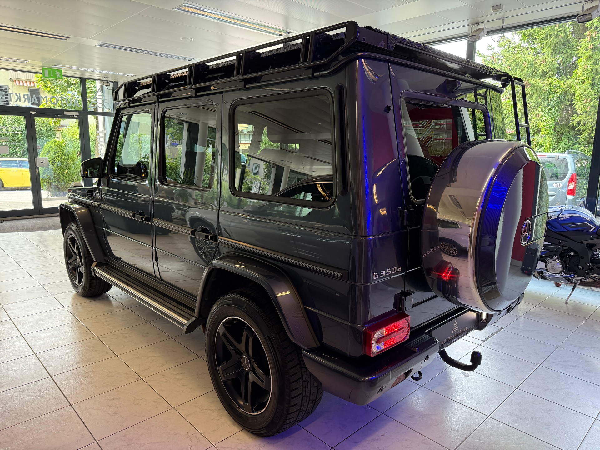 MERCEDES-BENZ G 350 d lang Wagon-image-12