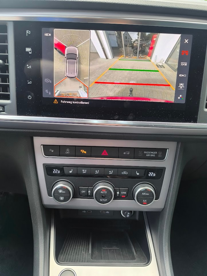 SEAT Ateca 2.0 TSI Hola FR 4Drive DSG-image-9