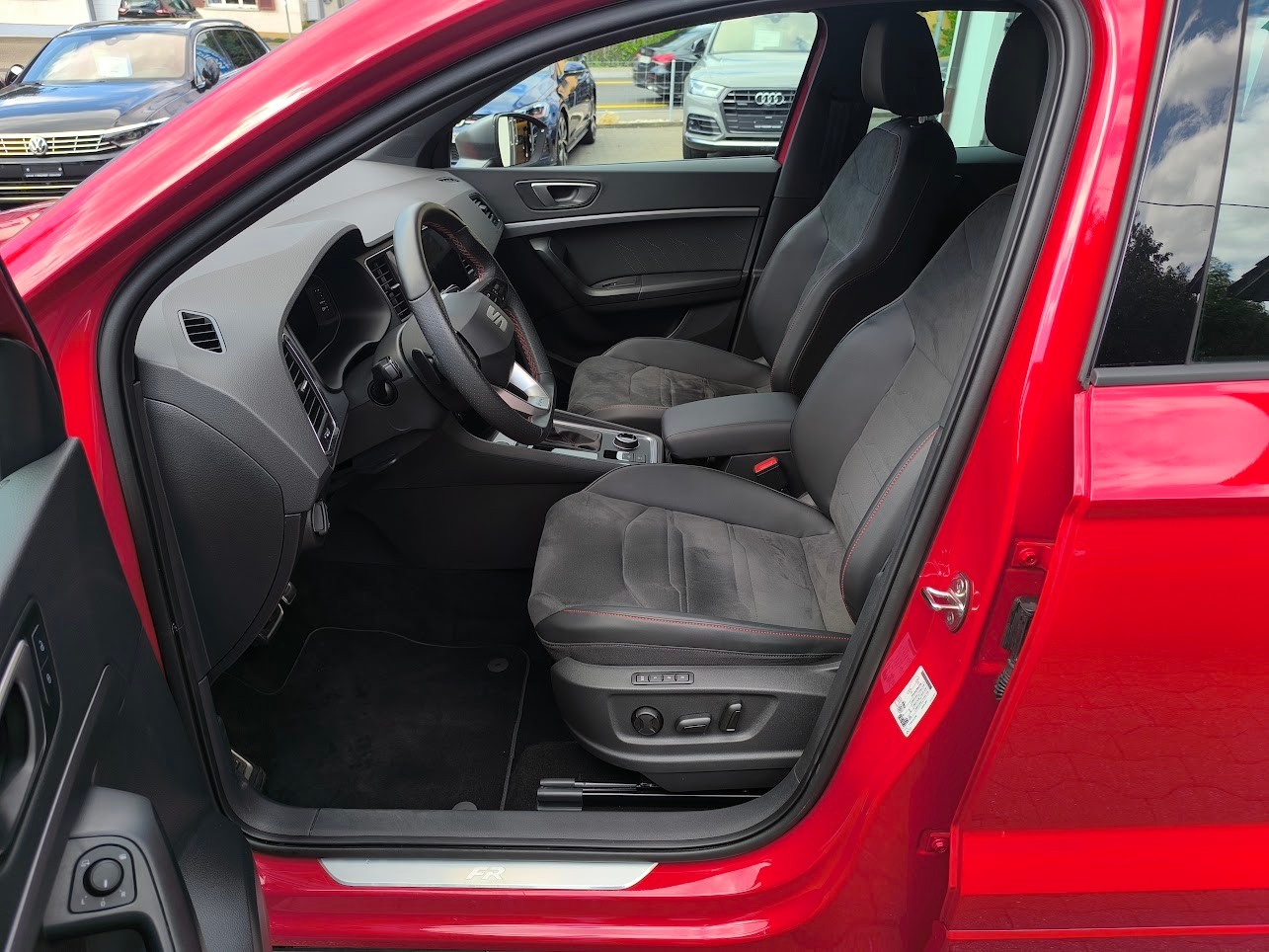 SEAT Ateca 2.0 TSI Hola FR 4Drive DSG-image-6