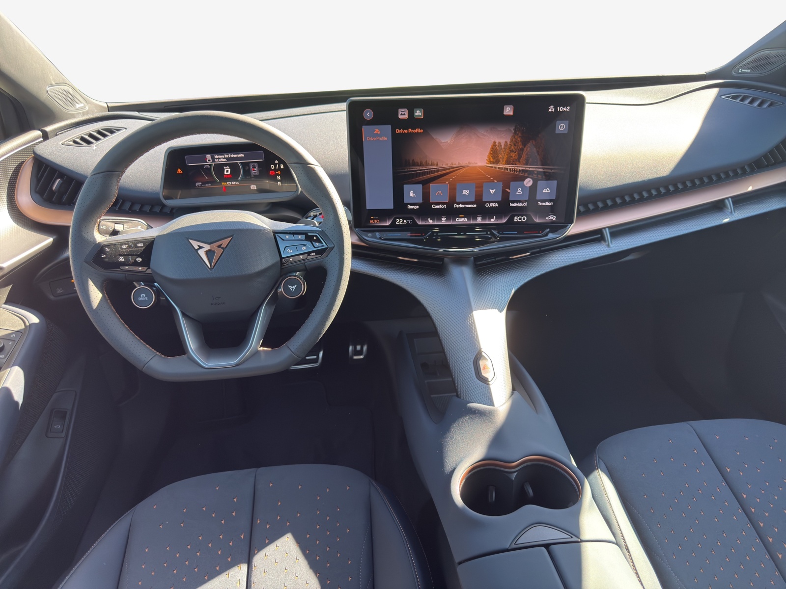 CUPRA Tavascan Type 9 77 kWh Adrenaline-image-9
