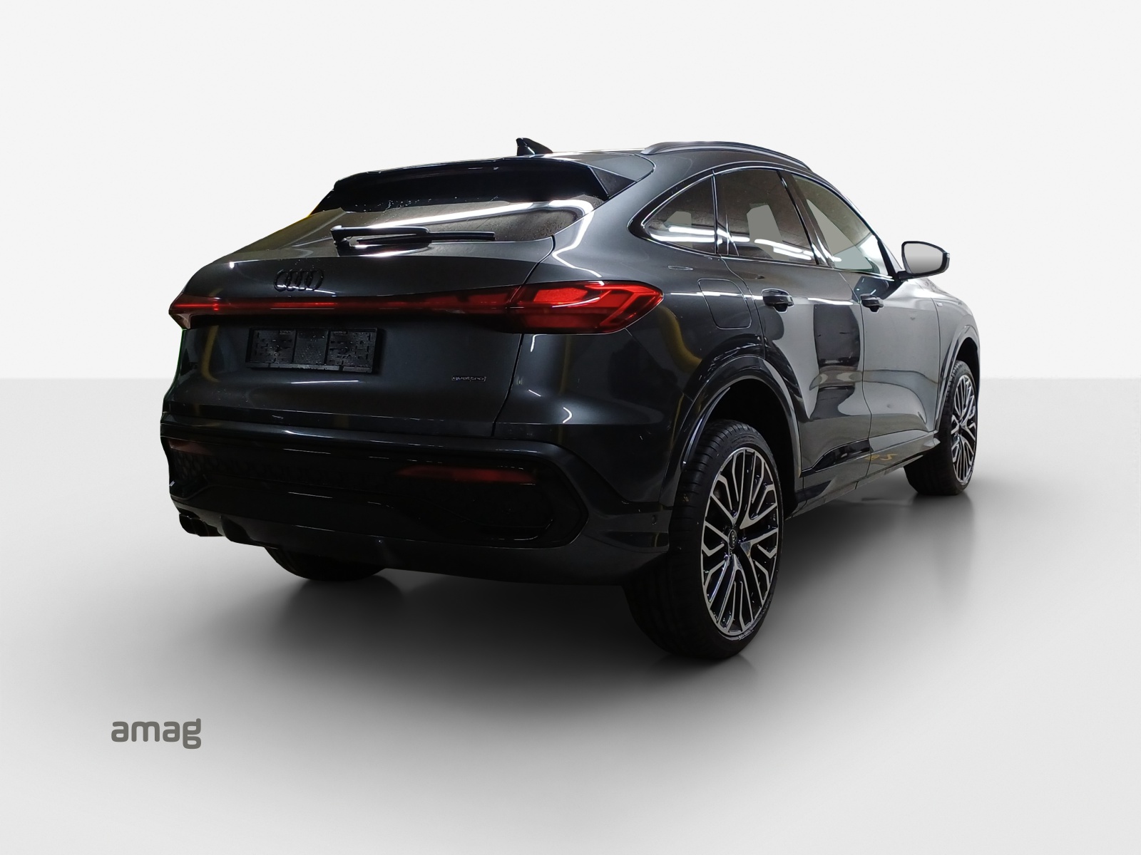 AUDI Q5 Sportback TDI quattro 150 kW S-tronic-image-4