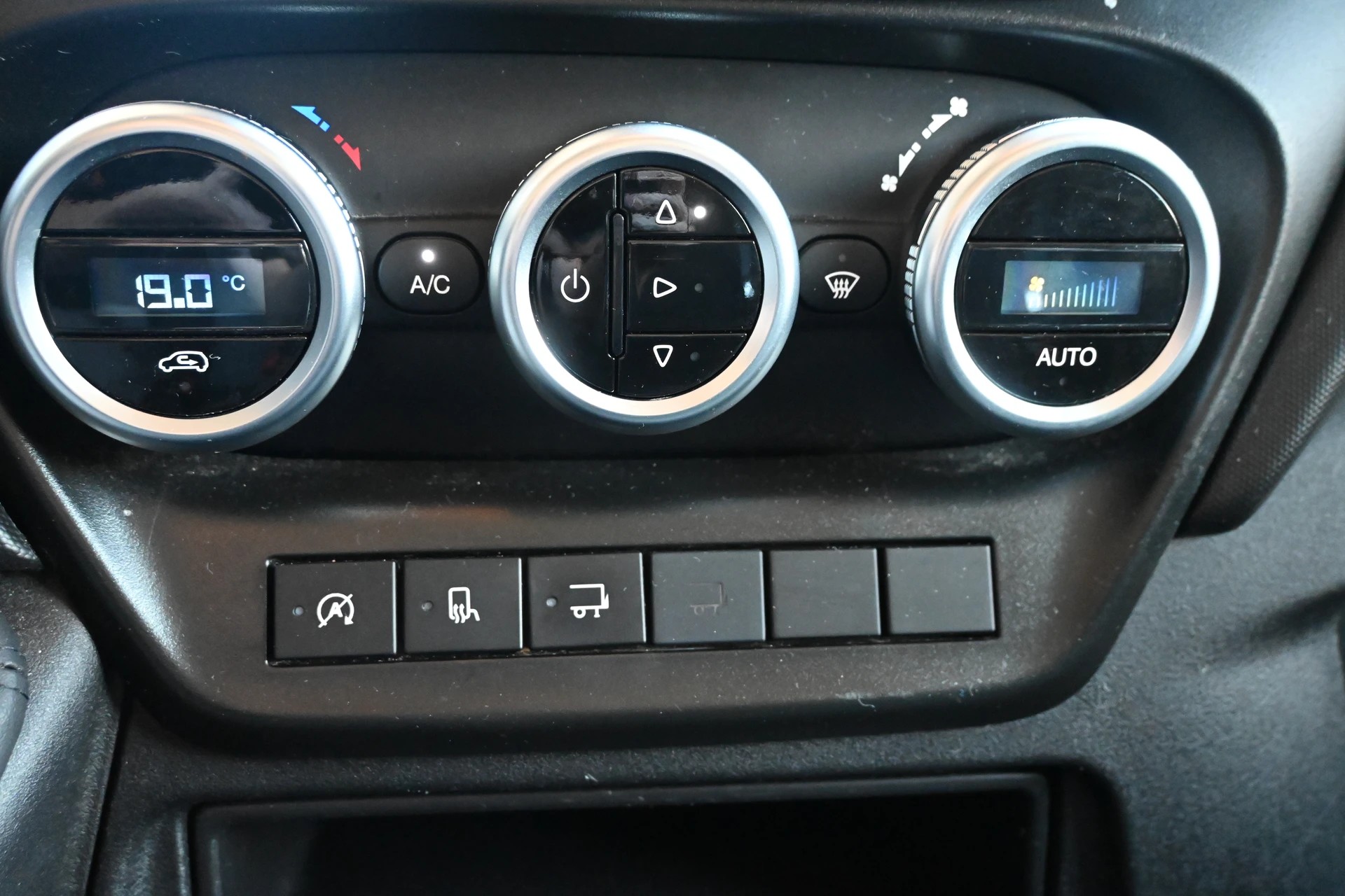 IVECO 35 S 16 A8-image-14