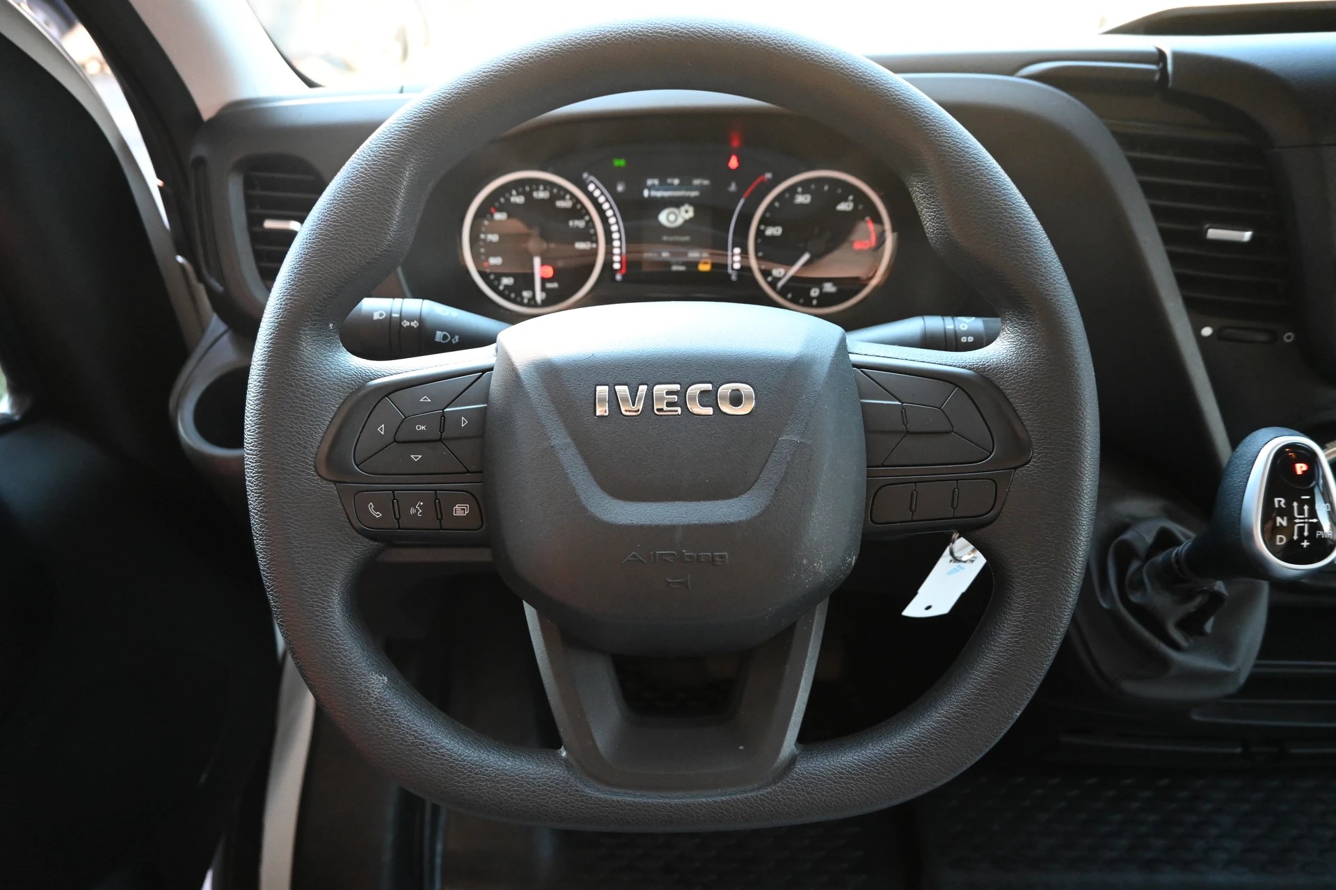 IVECO 35 S 16 A8-image-8