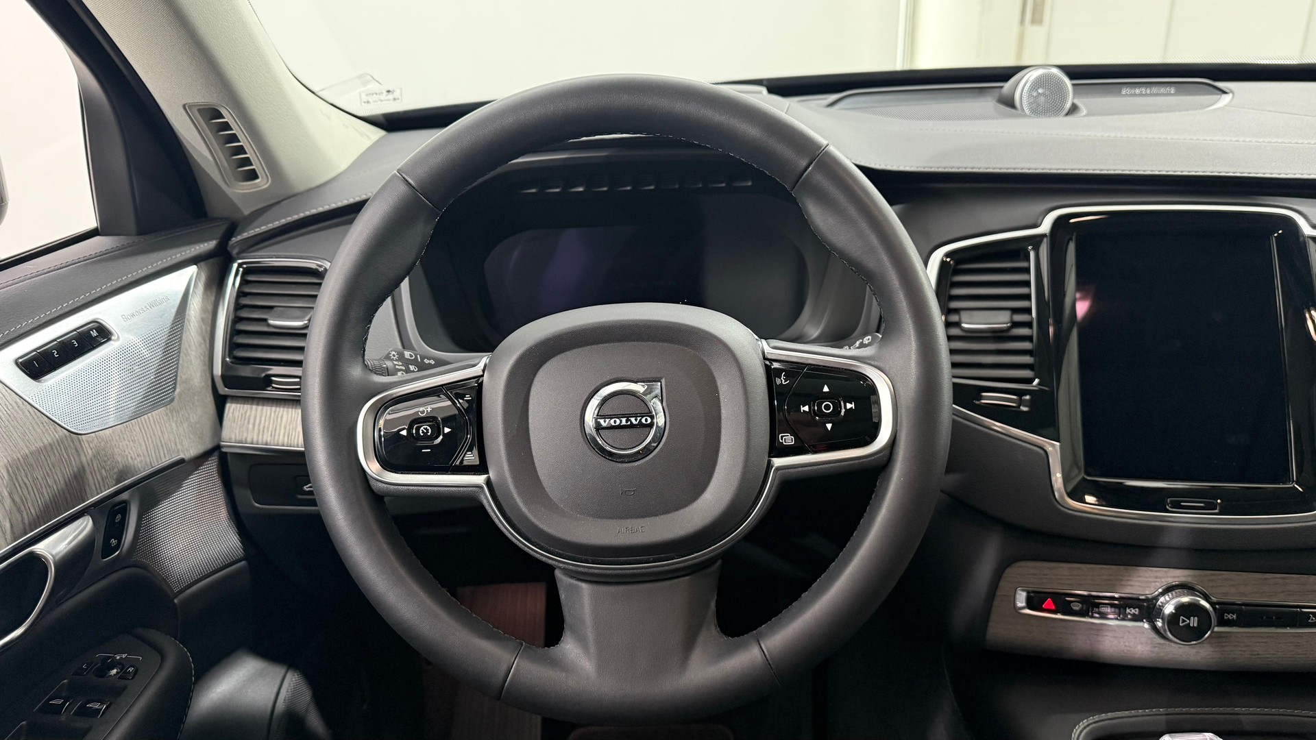 VOLVO XC90 2.0 T8 TE Ultimate Dark 7-image-12