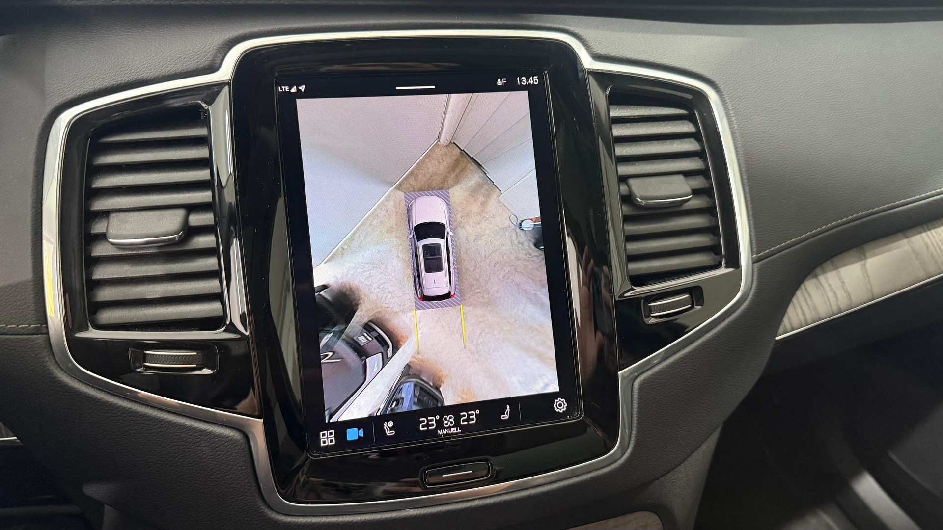 VOLVO XC90 2.0 T8 TE Ultimate Dark 7-image-8